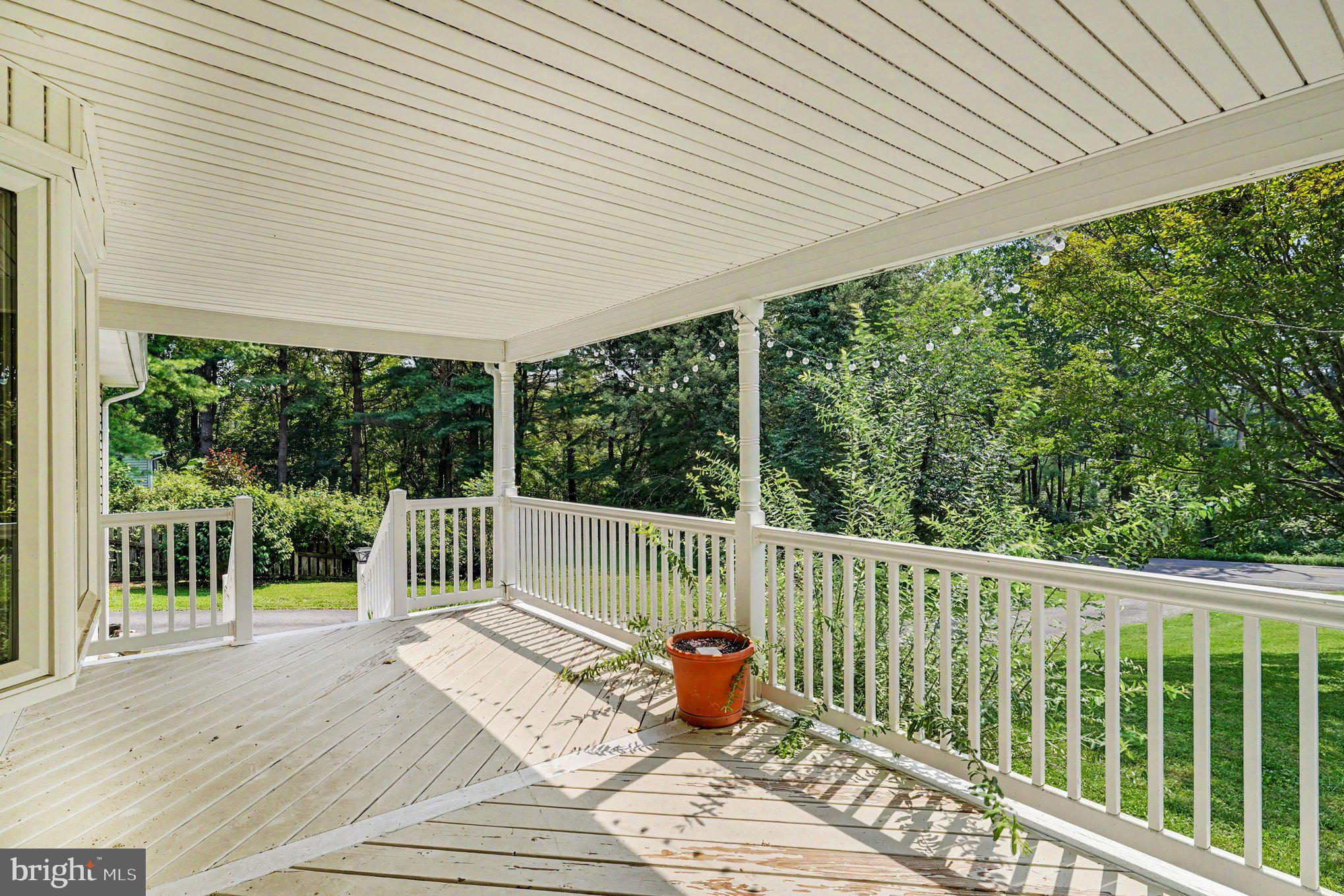 528 LOVE RUN ROAD