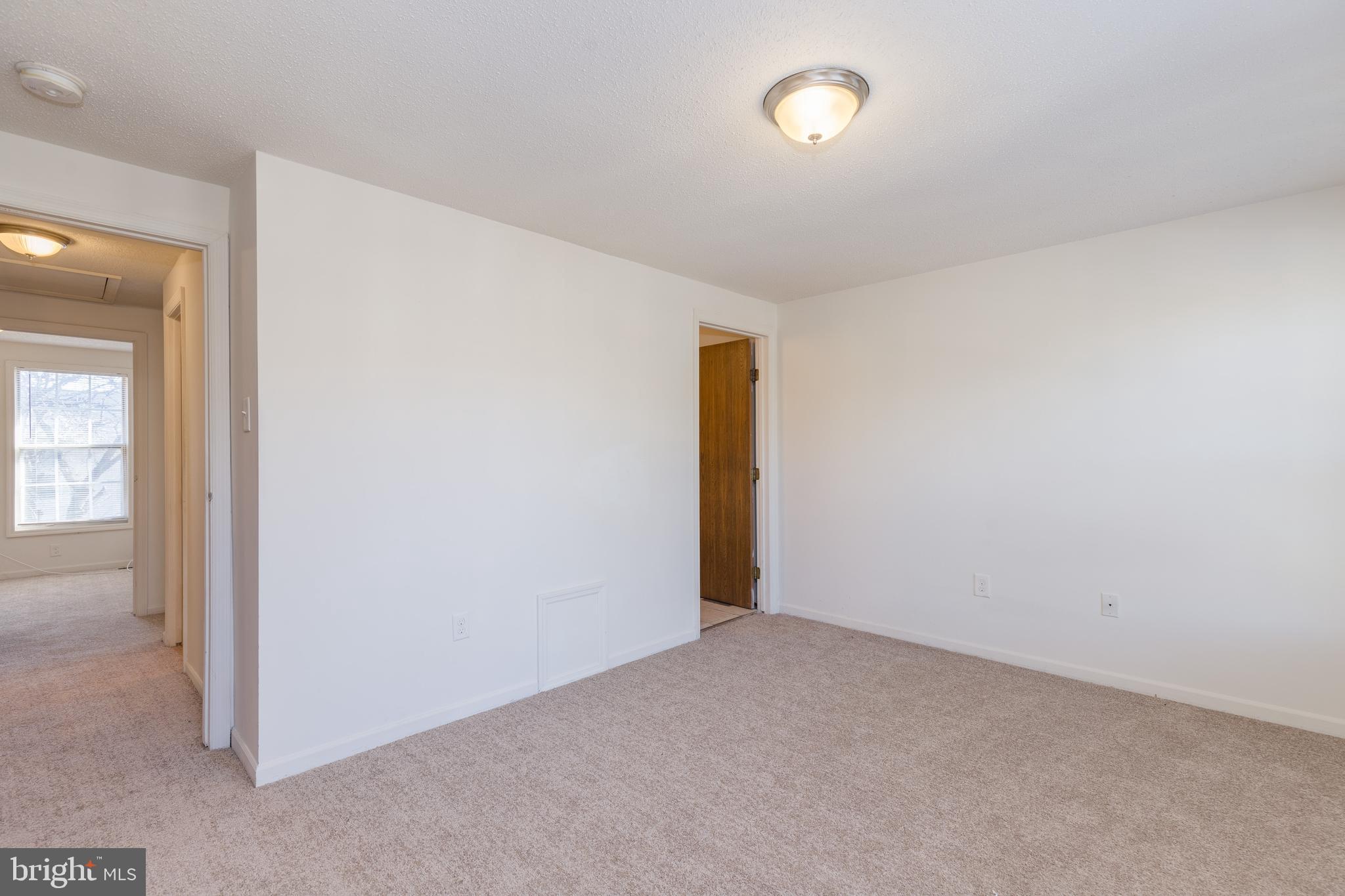 SANDTOWN-WINCHESTER - Residential