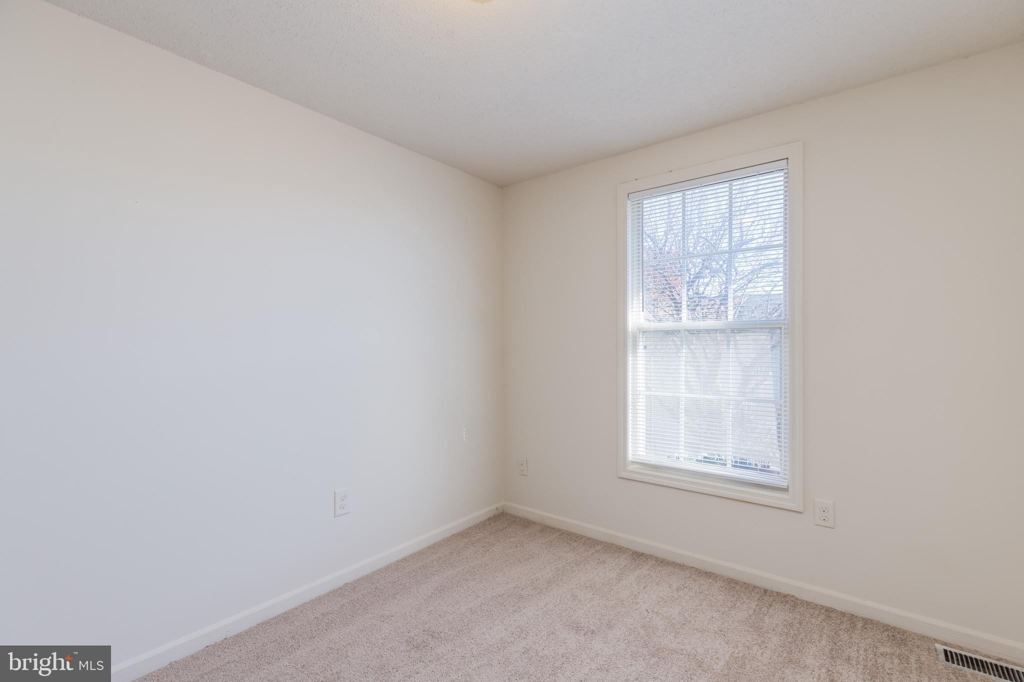 SANDTOWN-WINCHESTER - Residential