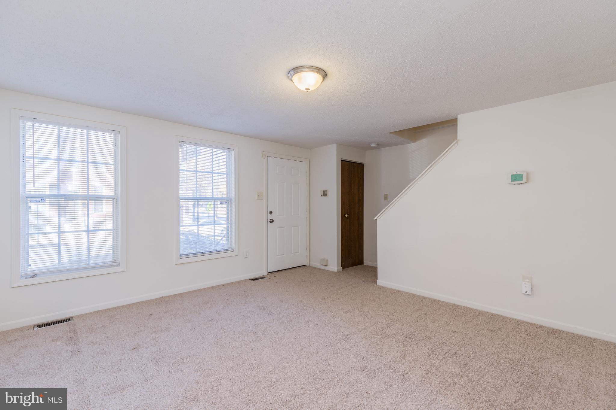 SANDTOWN-WINCHESTER - Residential