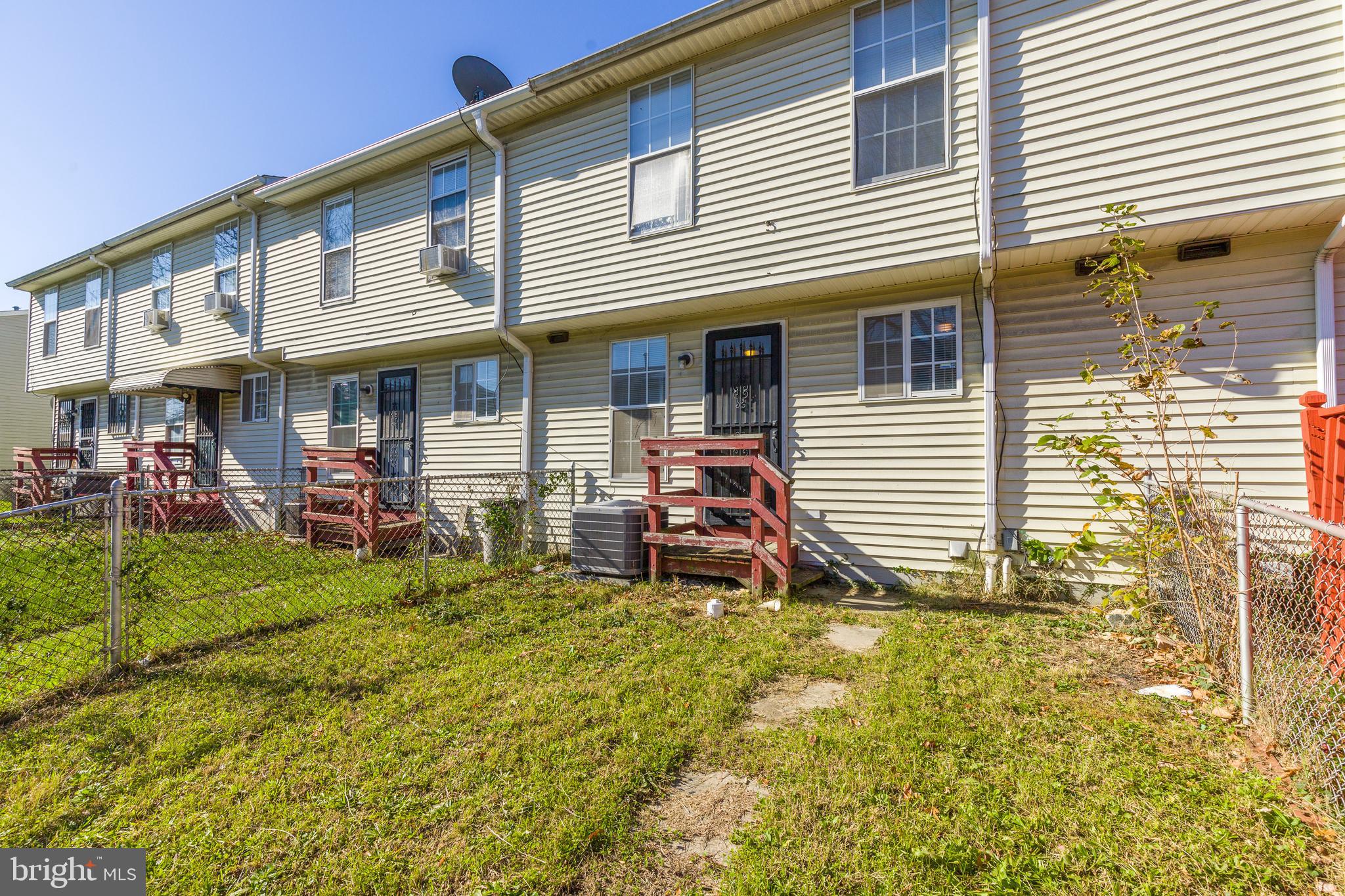 SANDTOWN-WINCHESTER - Residential