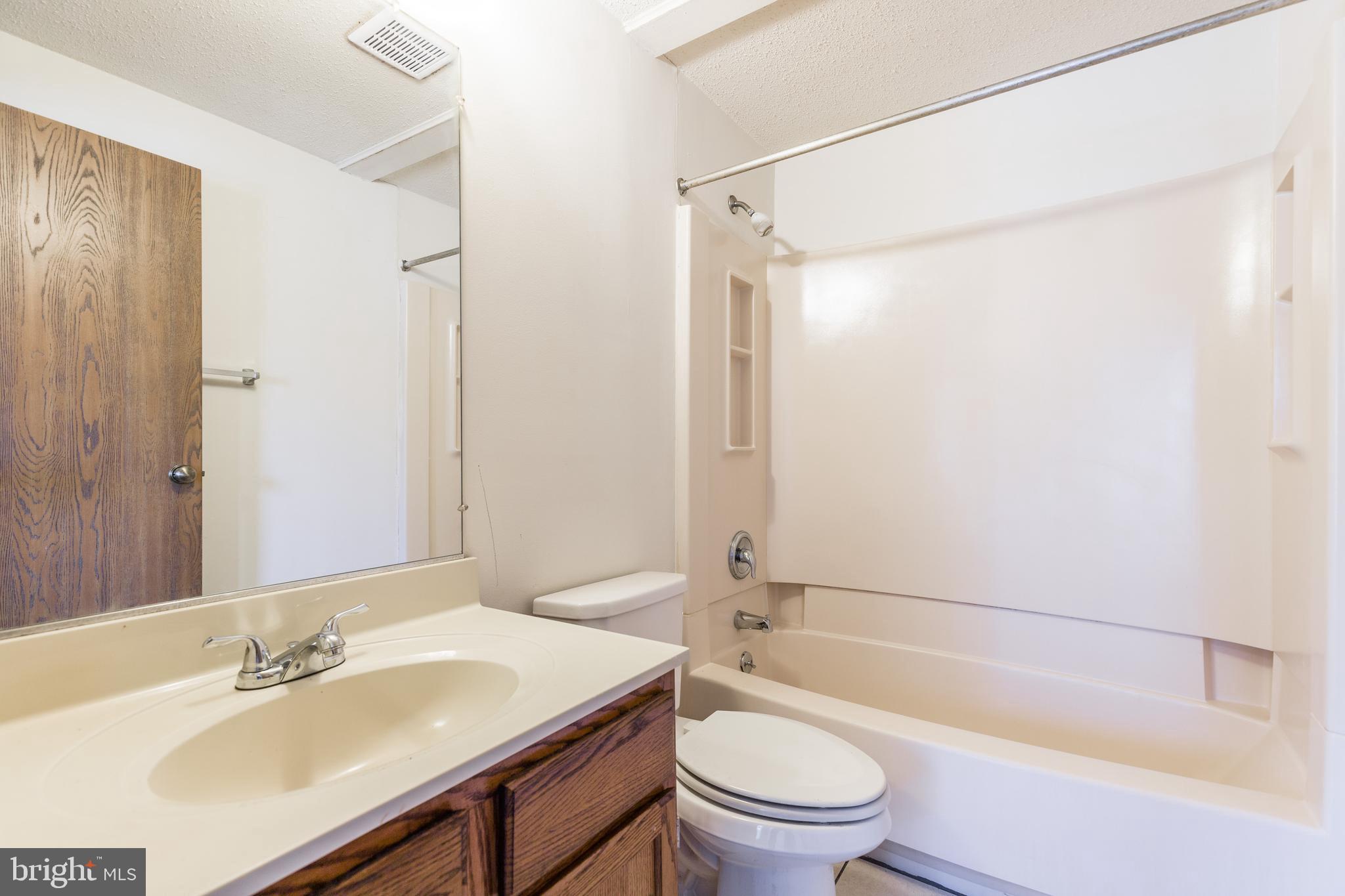 SANDTOWN-WINCHESTER - Residential