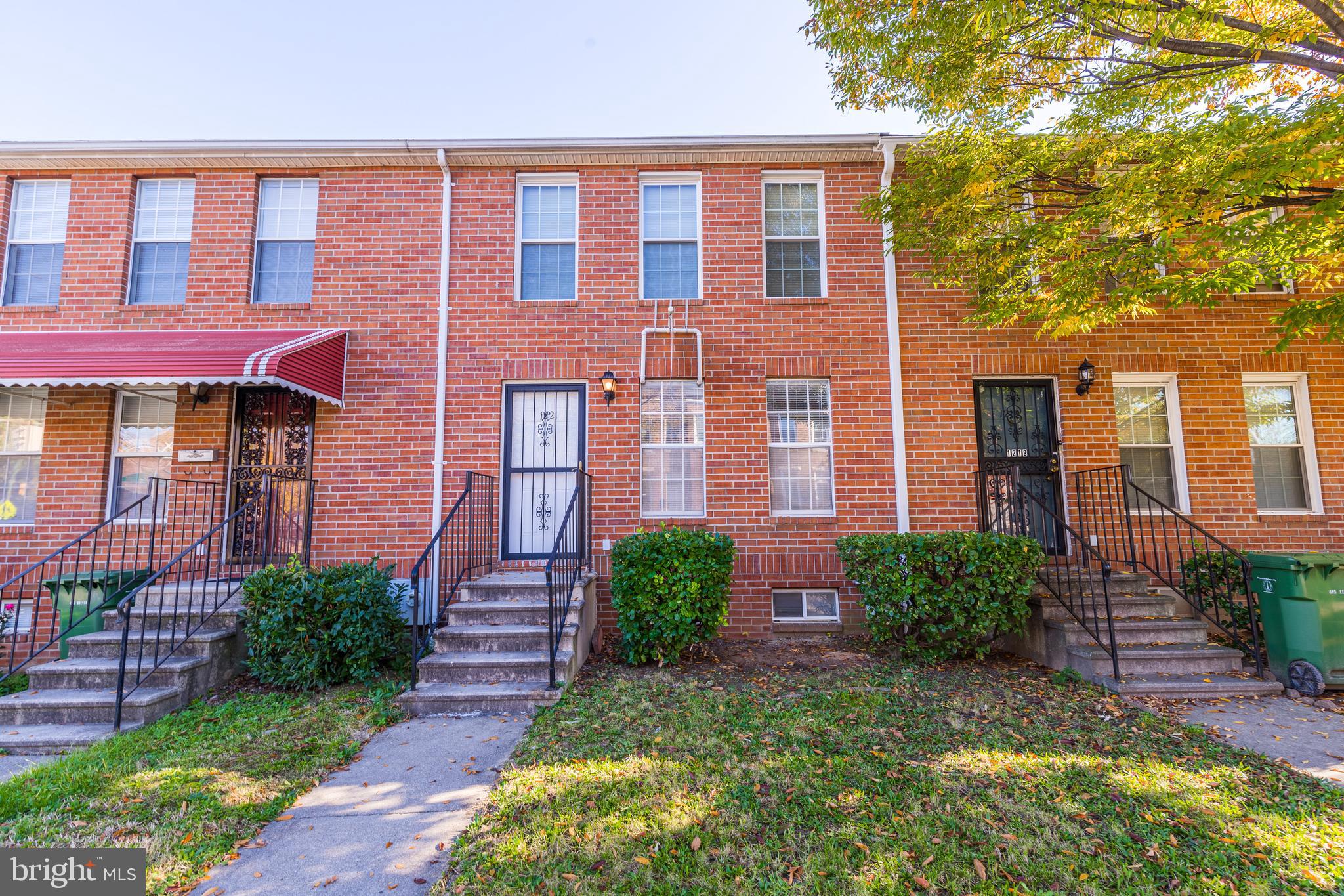 SANDTOWN-WINCHESTER - Residential