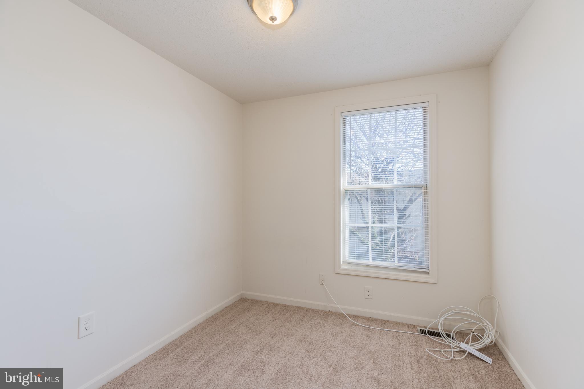 SANDTOWN-WINCHESTER - Residential