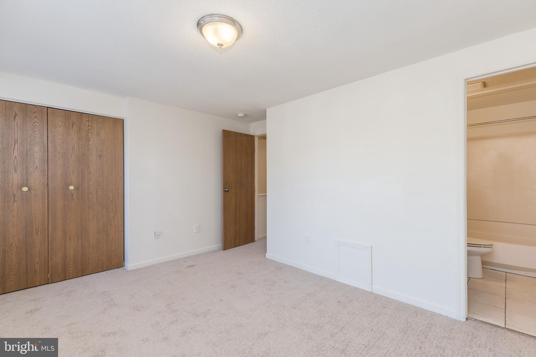 SANDTOWN-WINCHESTER - Residential