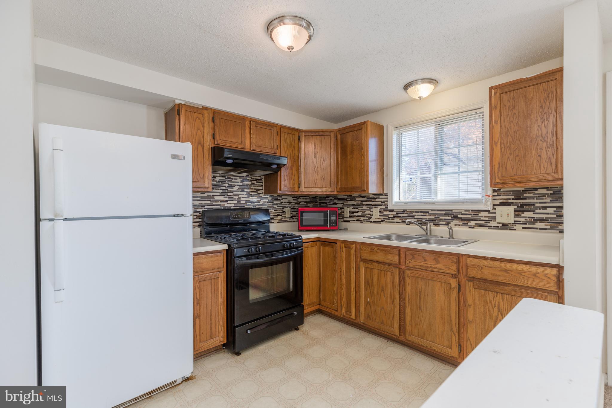 SANDTOWN-WINCHESTER - Residential