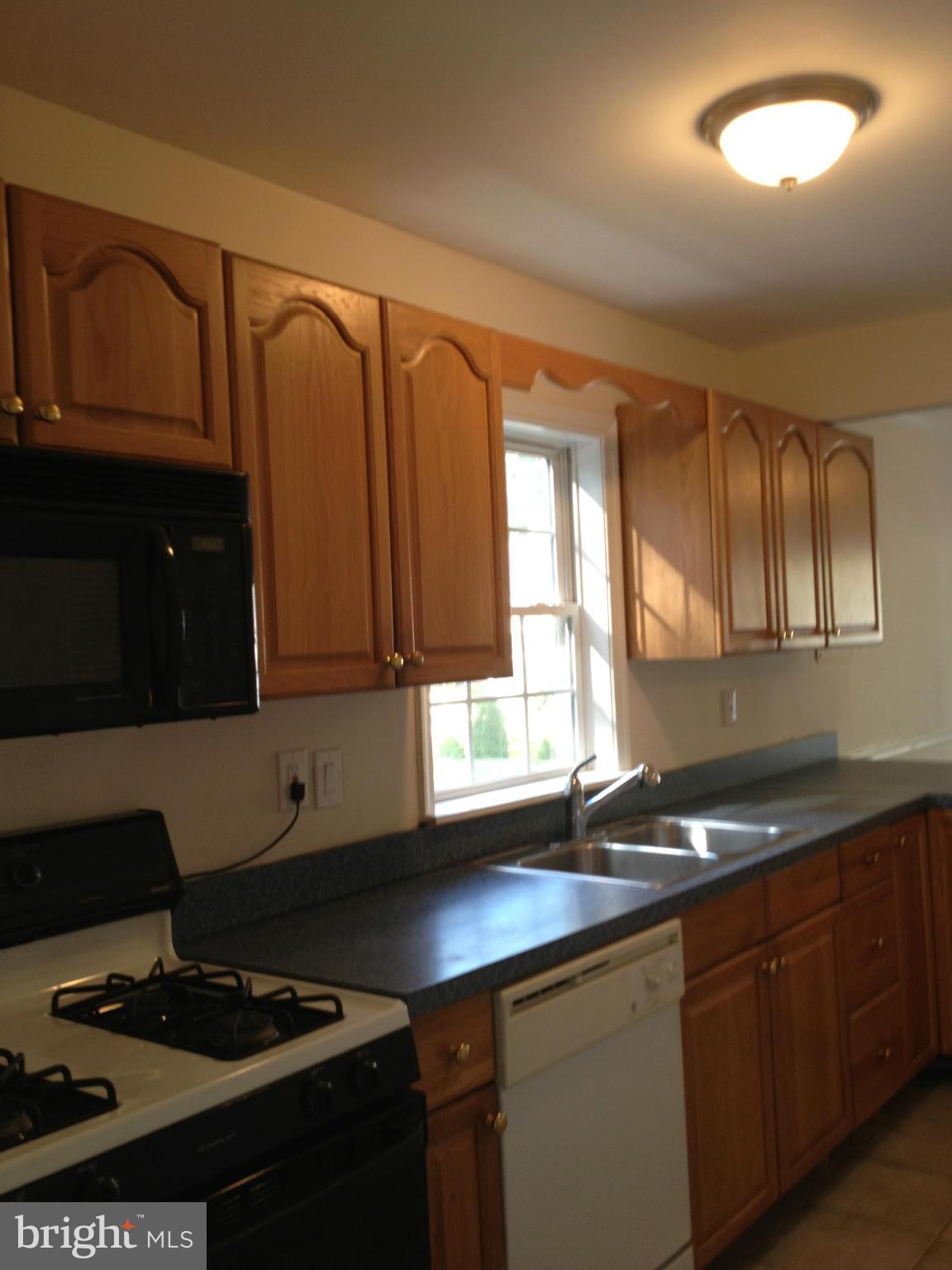 MANASSAS PARK - Residential Lease