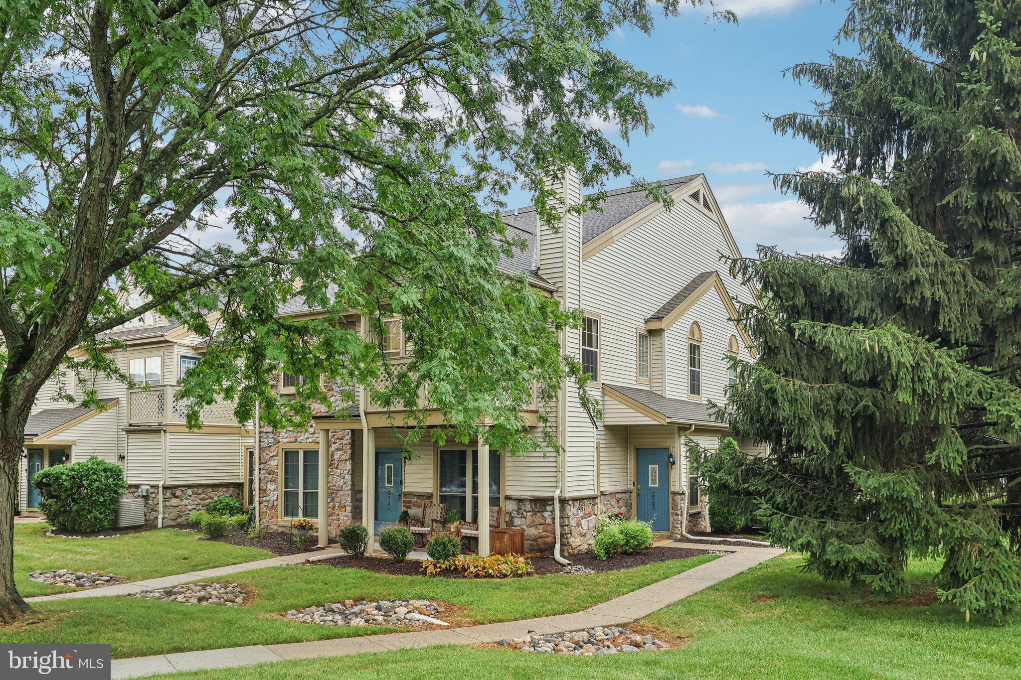 2302 FOXMEADOW CIRCLE CONDO 2302