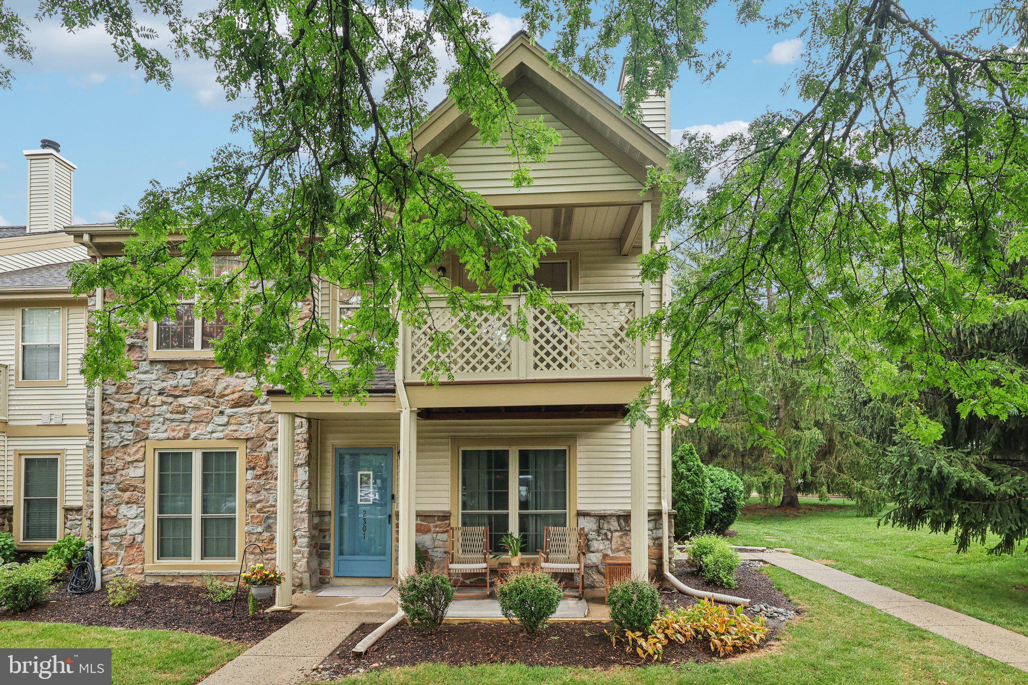 2302 FOXMEADOW CIRCLE CONDO 2302