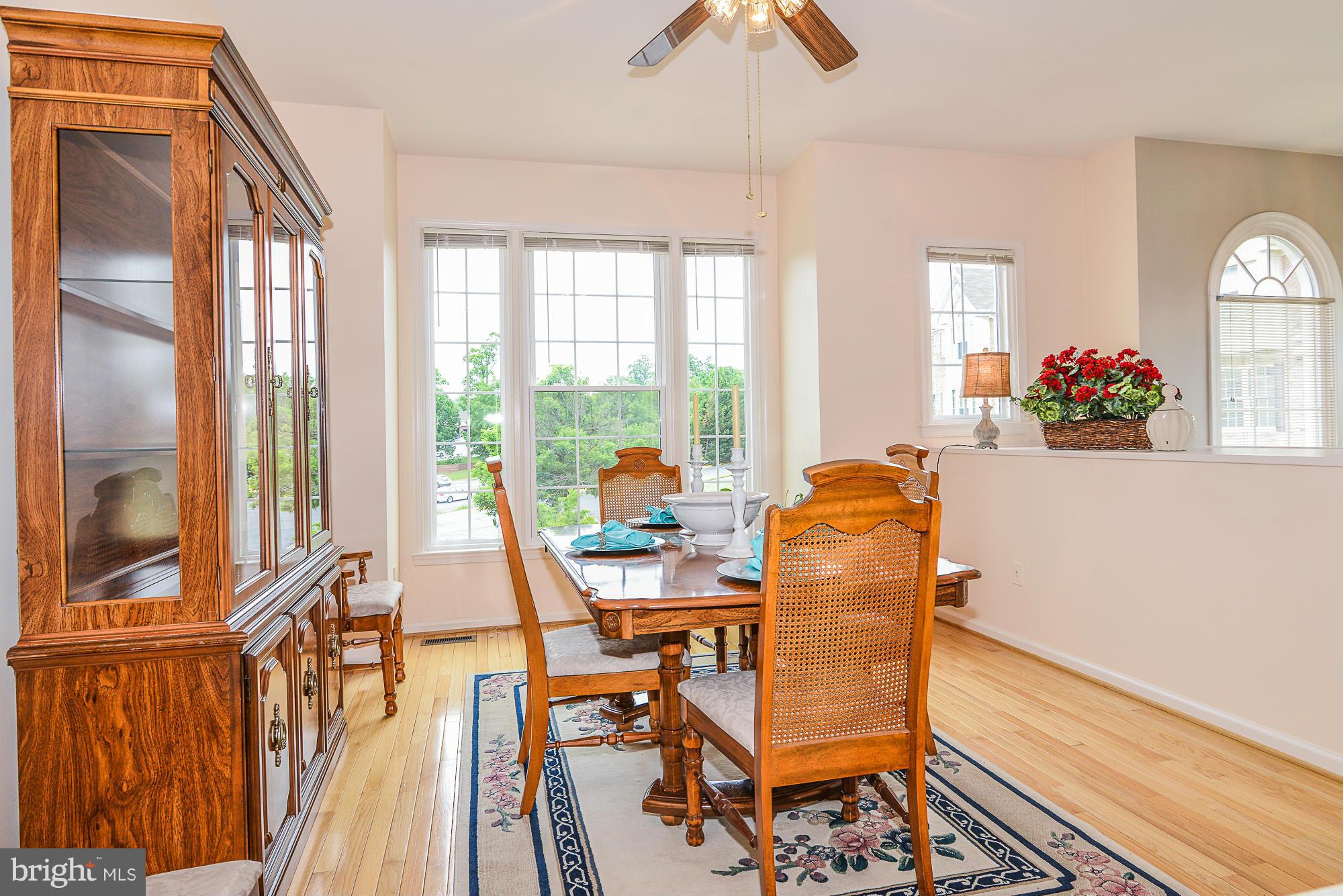 LIFESTYLE AT SULLY STATION - Residential