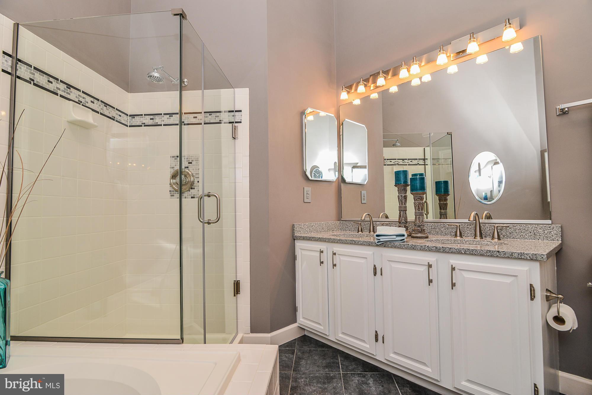 LIFESTYLE AT SULLY STATION - Residential