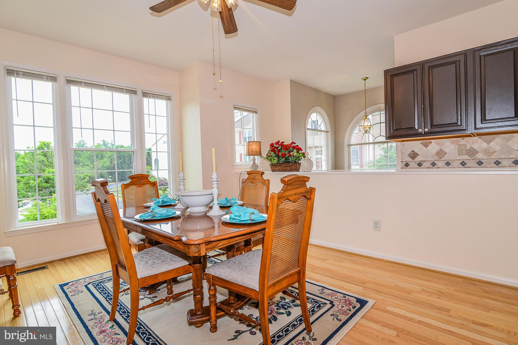 LIFESTYLE AT SULLY STATION - Residential