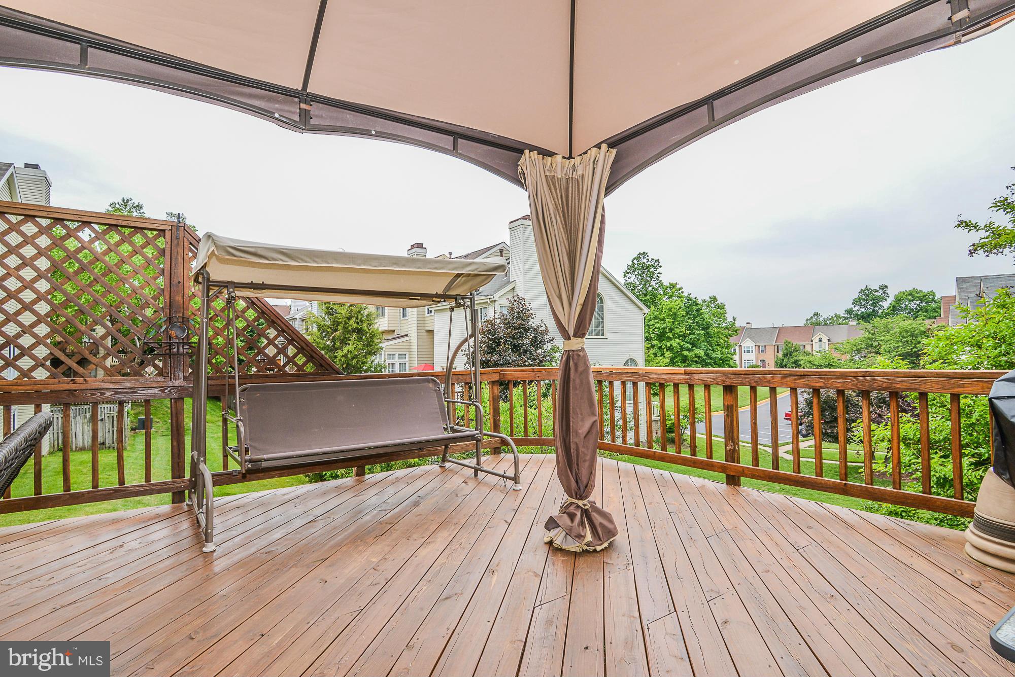 LIFESTYLE AT SULLY STATION - Residential