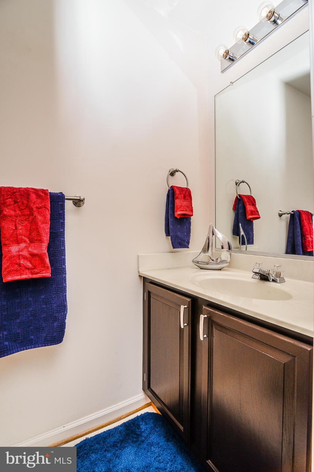 LIFESTYLE AT SULLY STATION - Residential