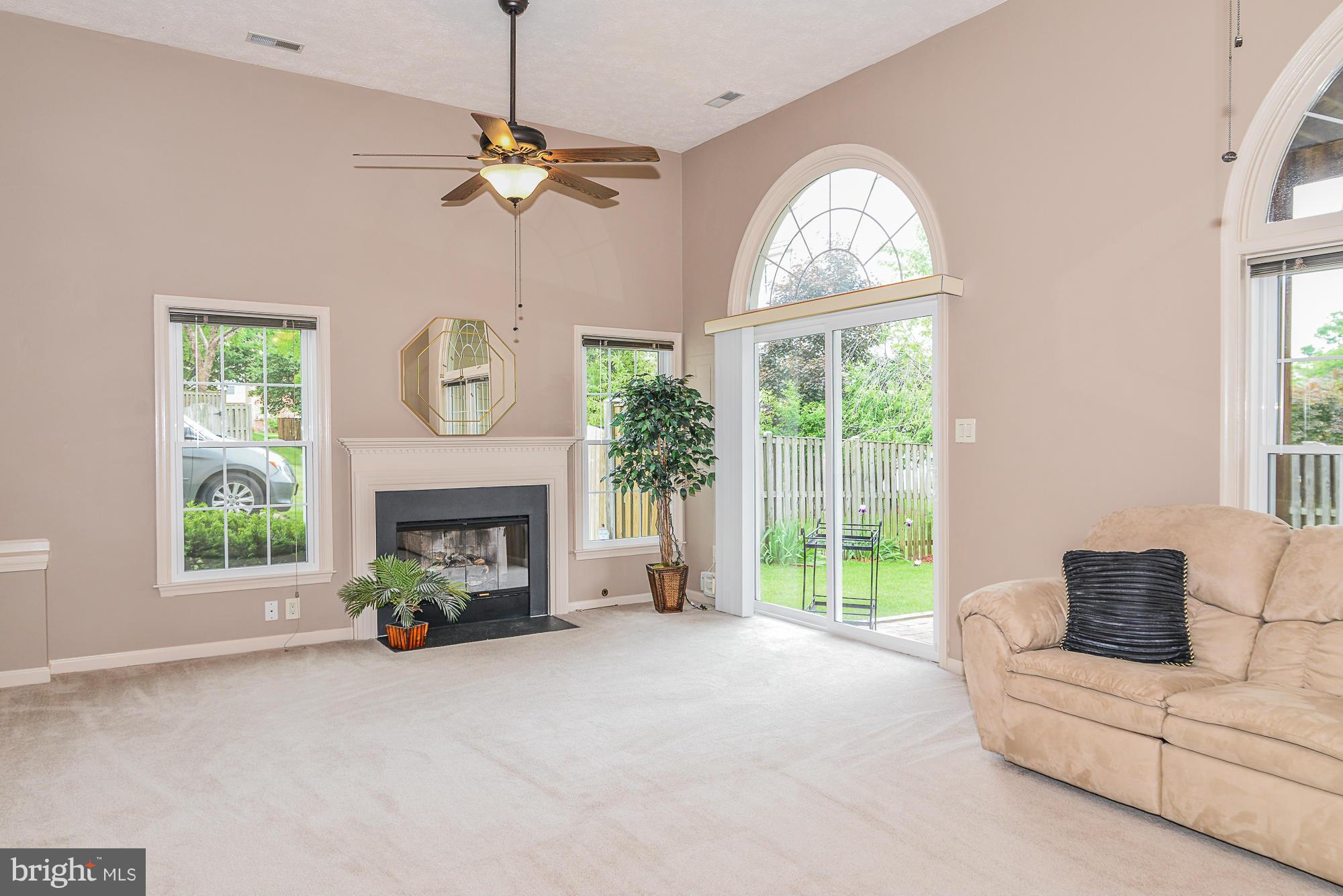 LIFESTYLE AT SULLY STATION - Residential