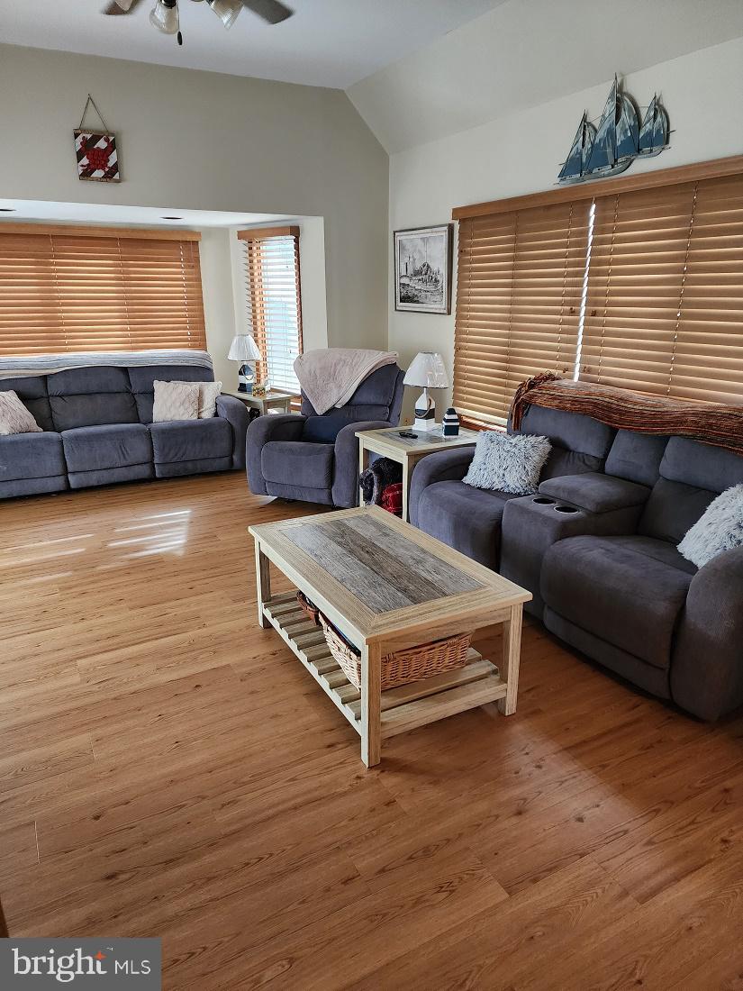 LA TRAPPE HEIGHTS - Residential