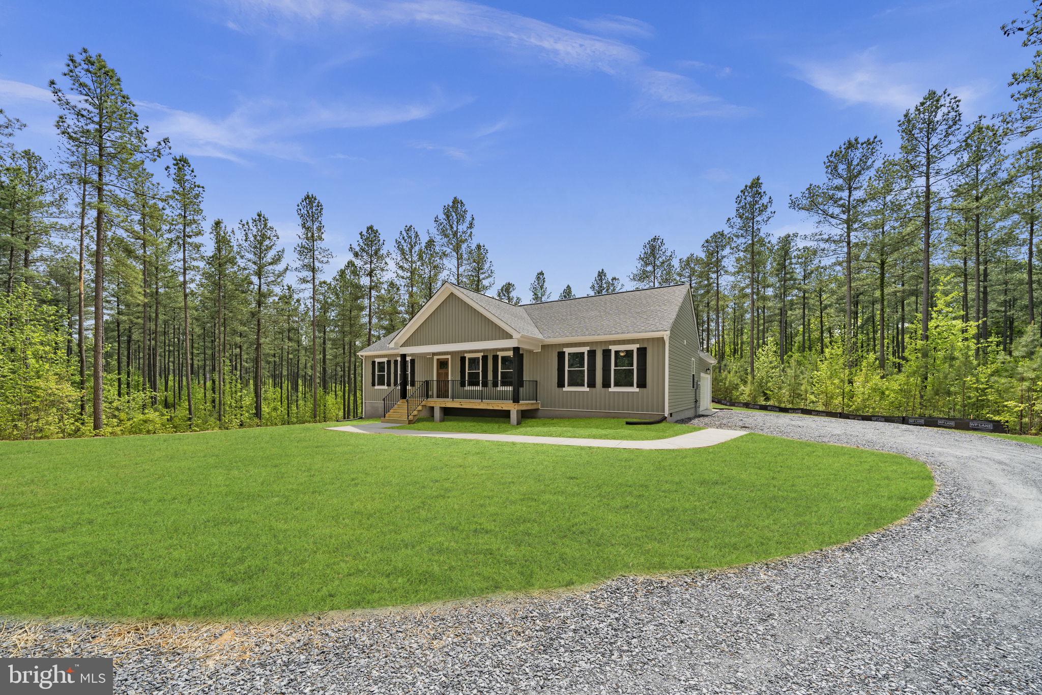 GARLAND LAKE - Residential