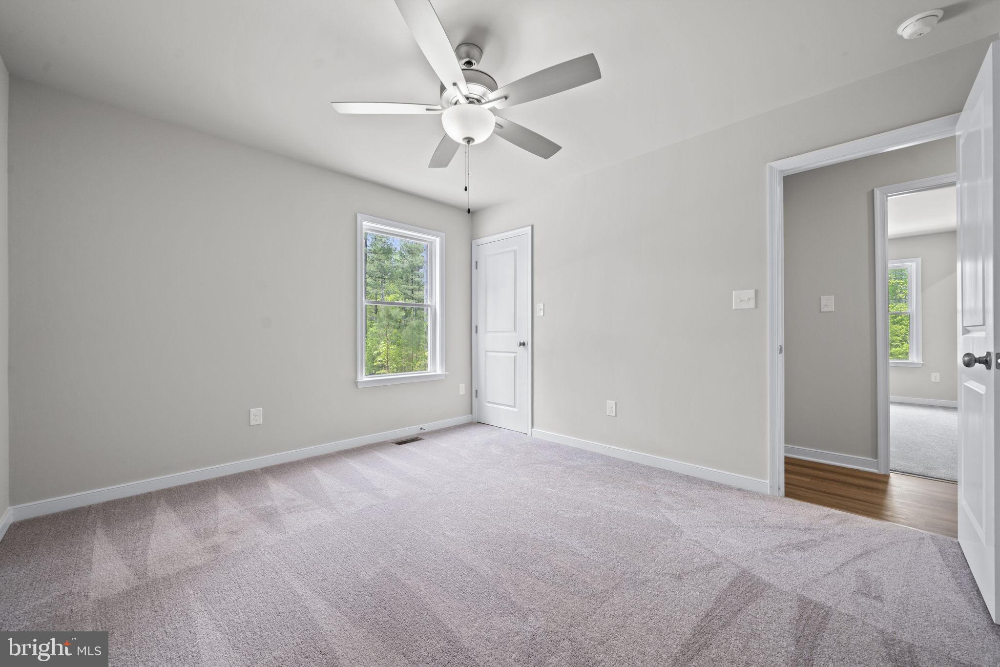 GARLAND LAKE - Residential