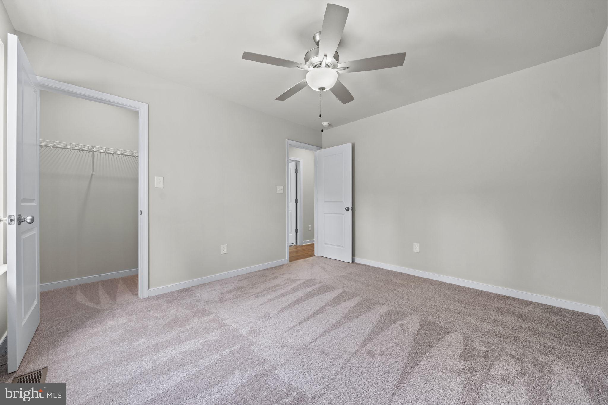 GARLAND LAKE - Residential