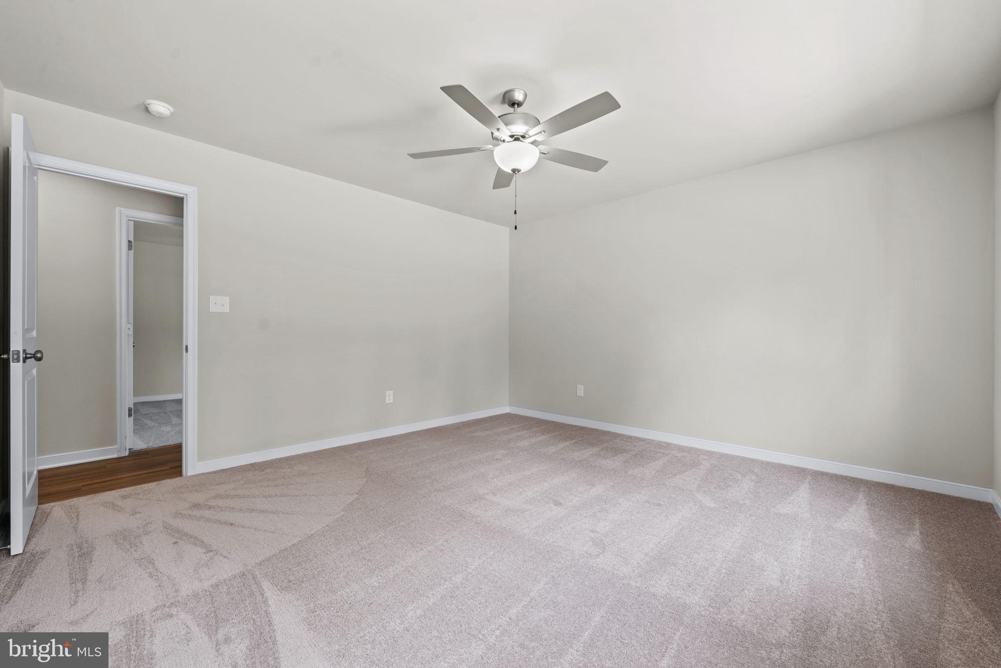 GARLAND LAKE - Residential