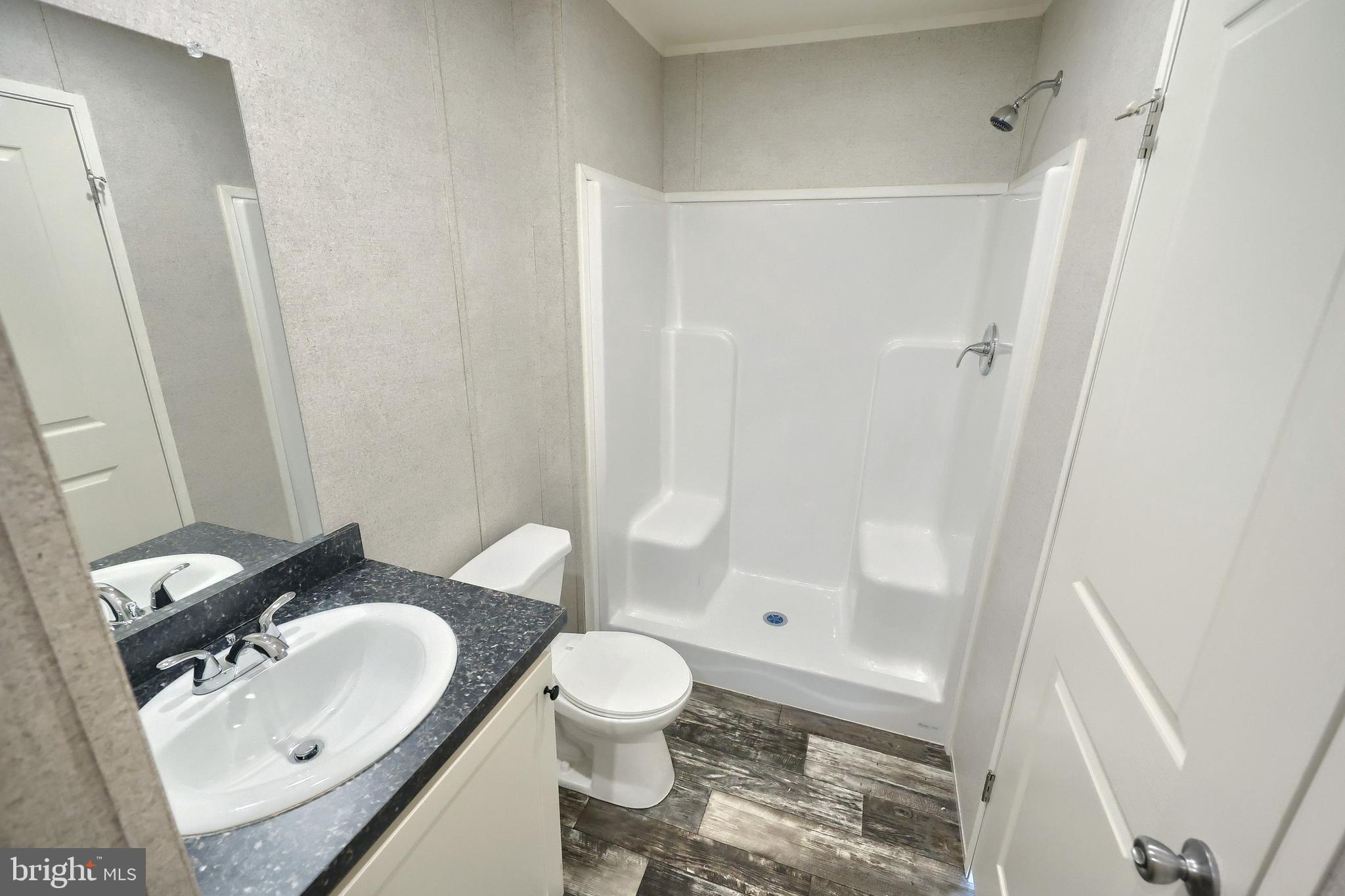 PARADISE MHP - Residential