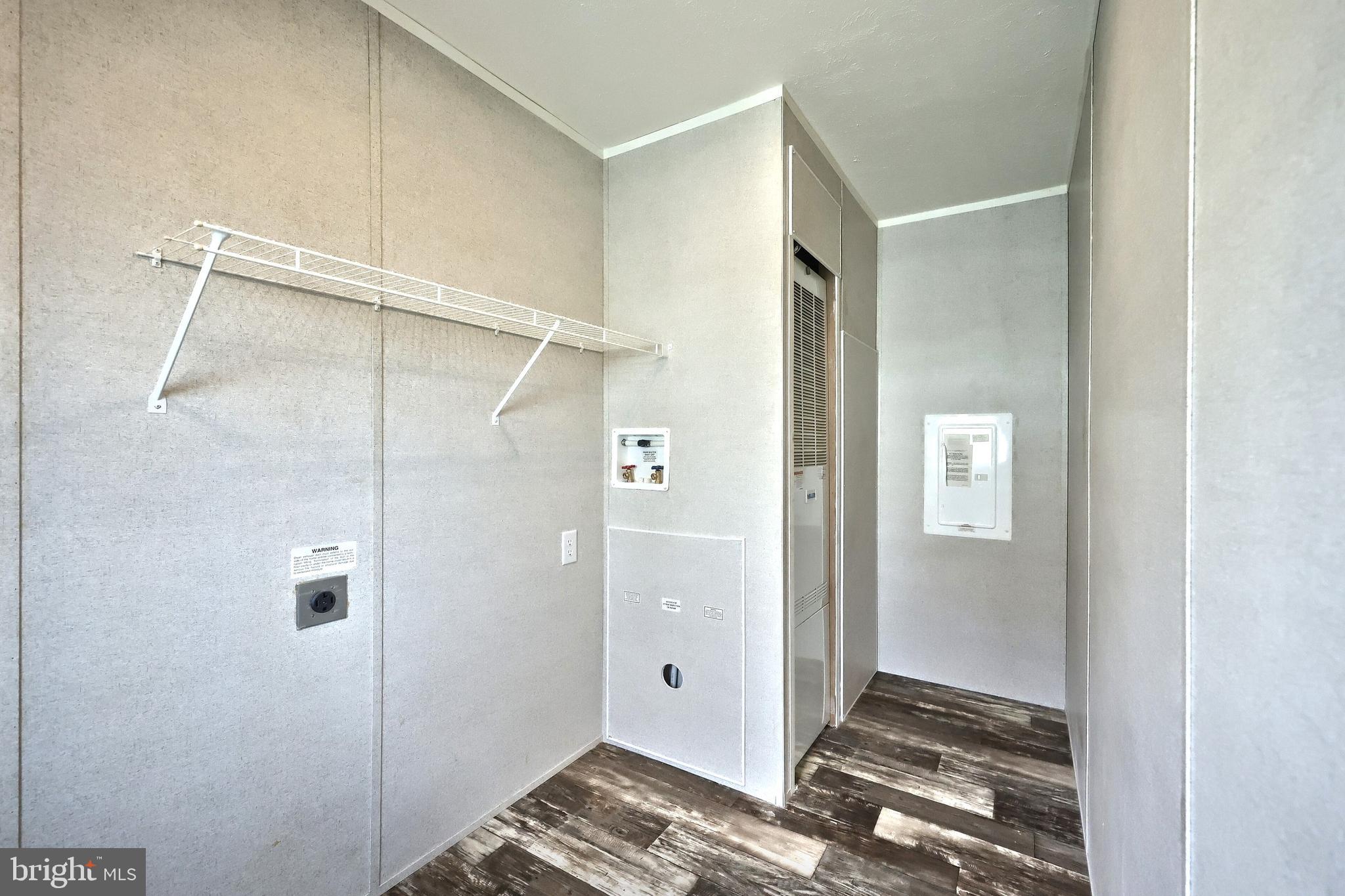 PARADISE MHP - Residential