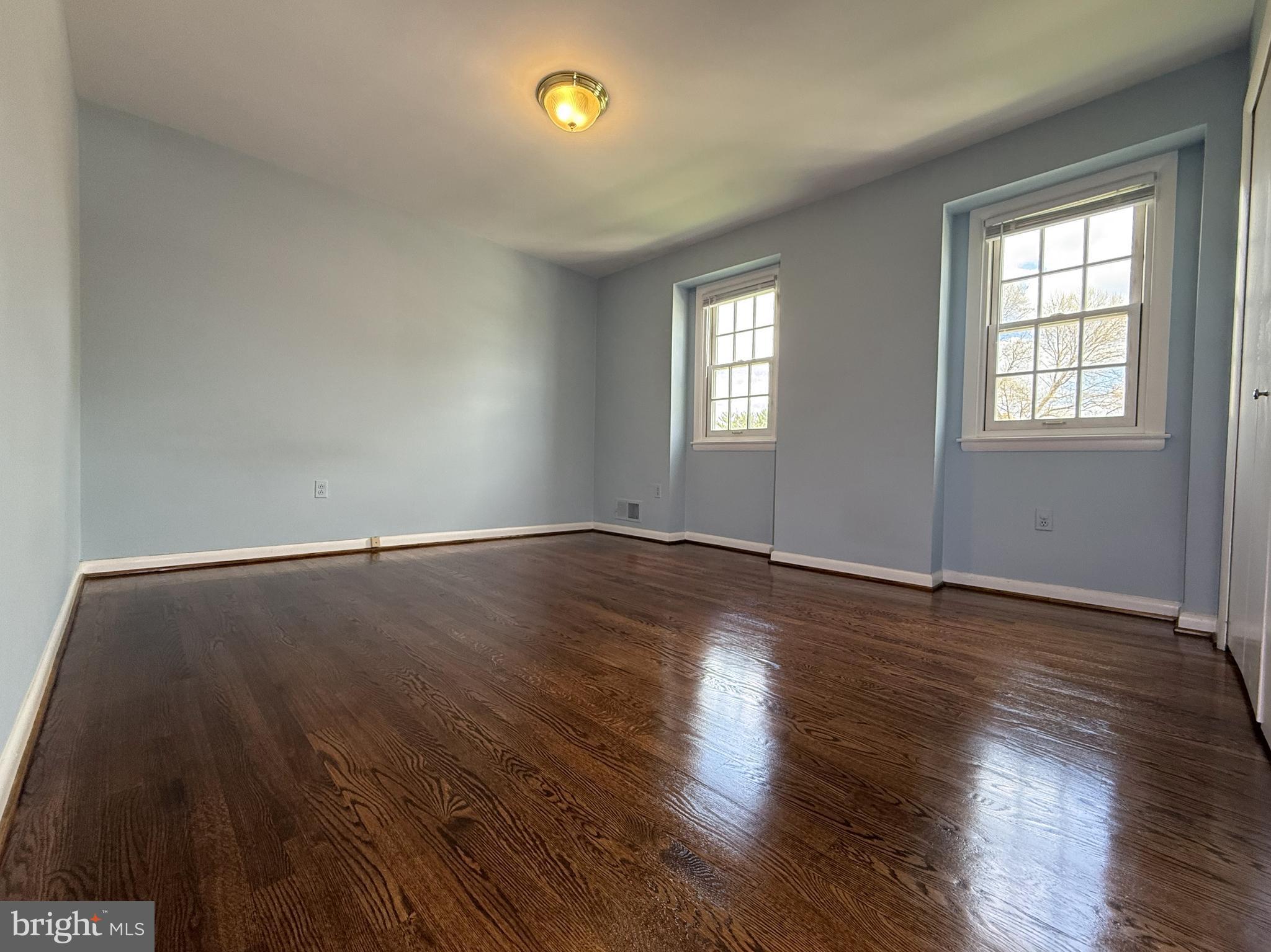 COLLEGE GARDENS - Residential Lease