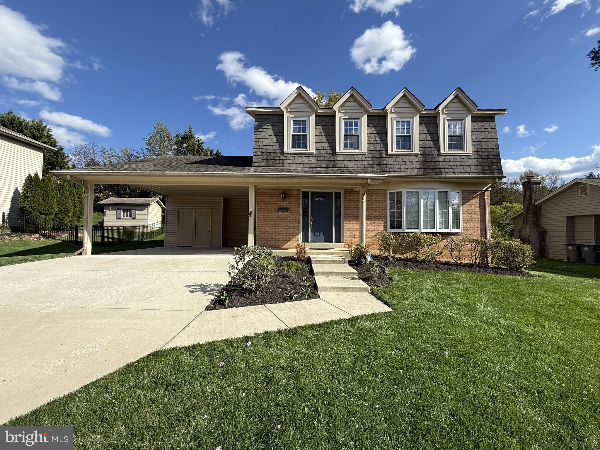 Beautiful 4-bedroom, 2.5 bath Colonial home. Brand new countertop with refreshed Cabinet, many storage, and stainless appliances. Large living and dining rooms with hardwood floors, bay windows, and recessed lights. Upper level is all hardwood floors with 4 bedrooms and 2 recently remodeled full bathrooms. The lower level has a large space with 2 windows, and a substantial laundry/storage room.
1/4 acre. 2 carport spaces w/shed access. Faces College Gardens Park.