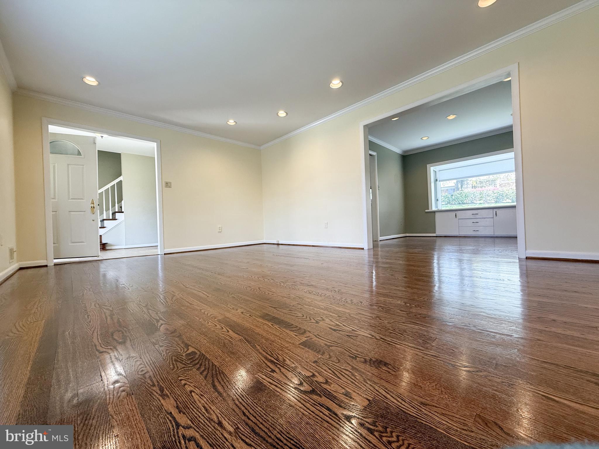 COLLEGE GARDENS - Residential Lease