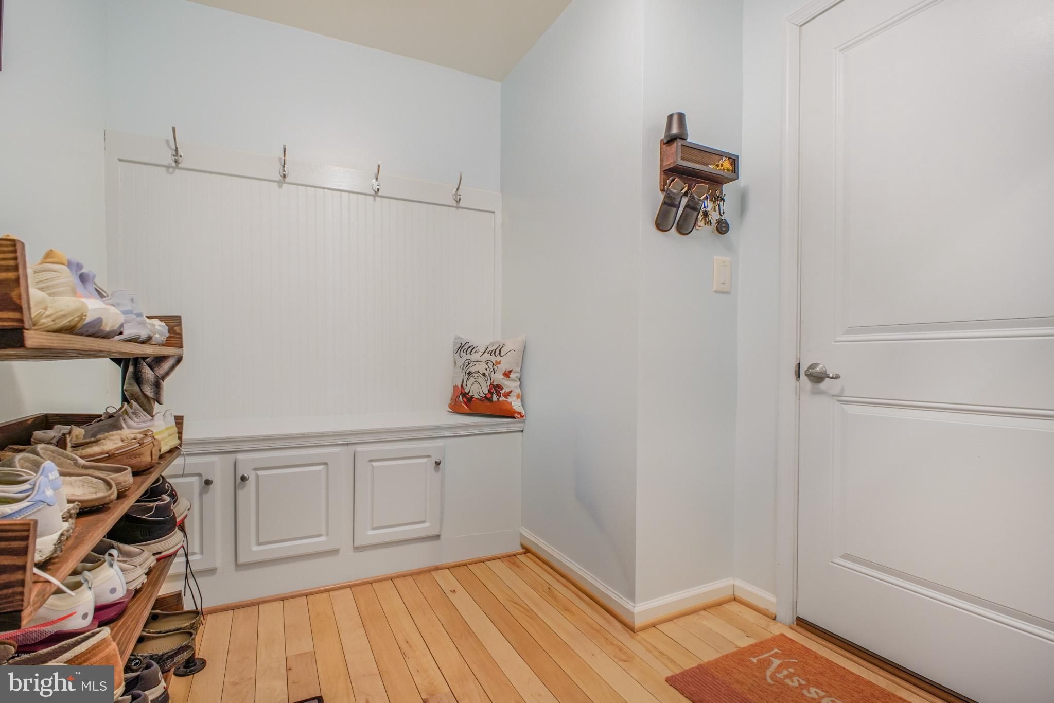 MAY'S QUARTER - Residential