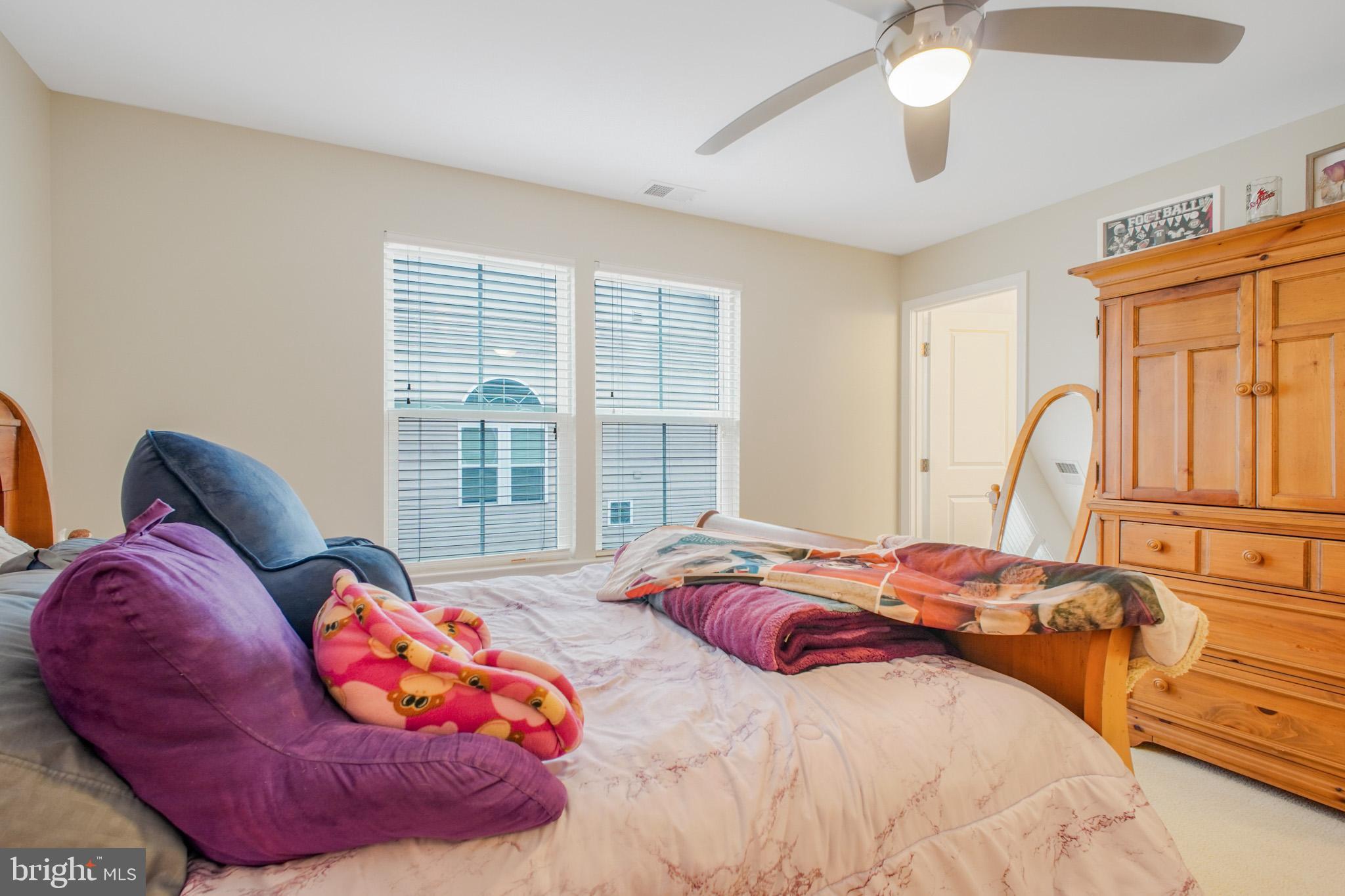 MAY'S QUARTER - Residential