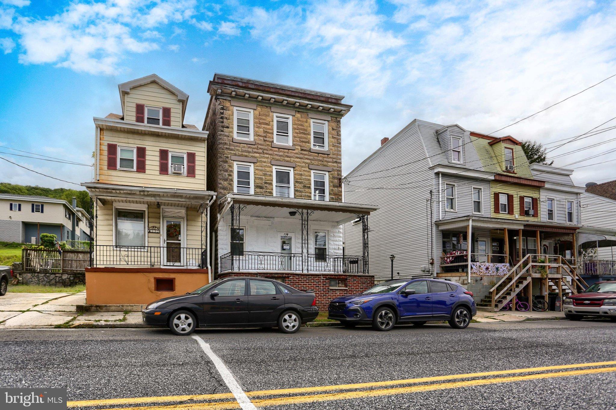 130 E BACON STREET