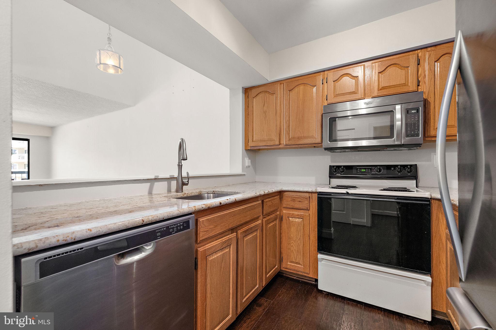 1704 N PARK DRIVE A318