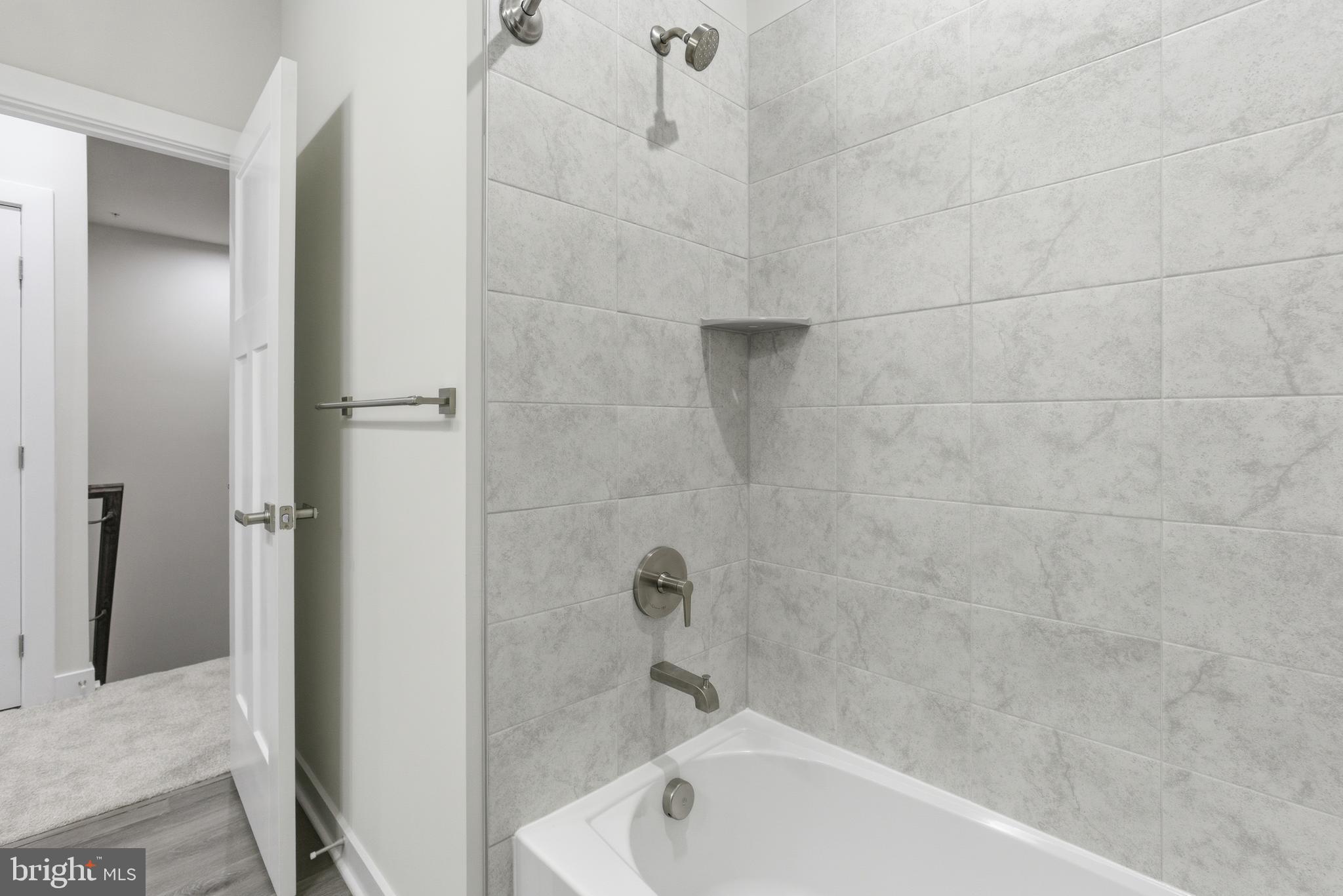 TURF VALLEY - Residential Lease