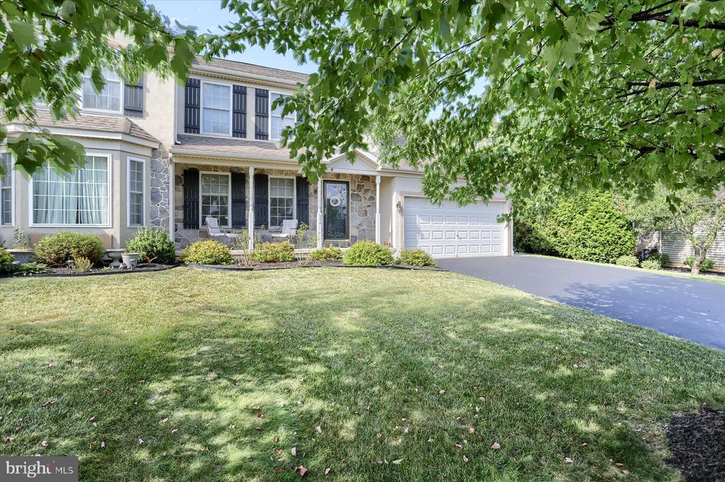 Photo of 3436 GREEN LEAF DR, MOUNT JOY, PA 17552 (MLS # PALA2039708)