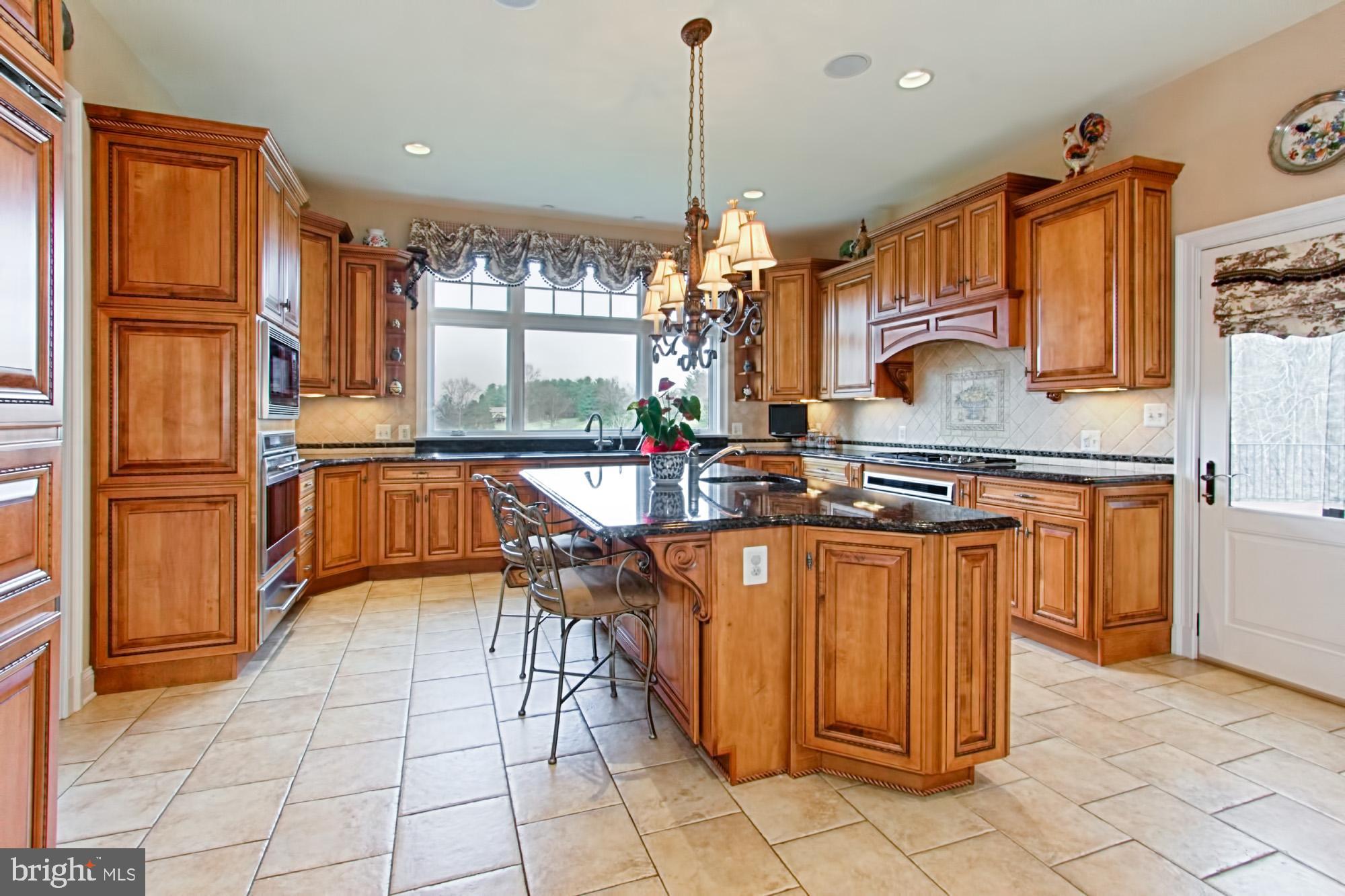 LAUREL GLEN - Residential