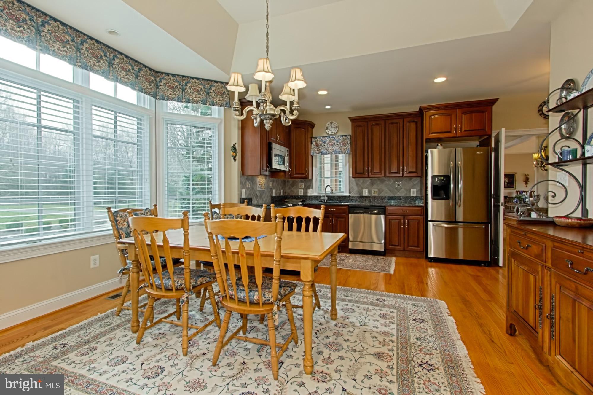 LAUREL GLEN - Residential