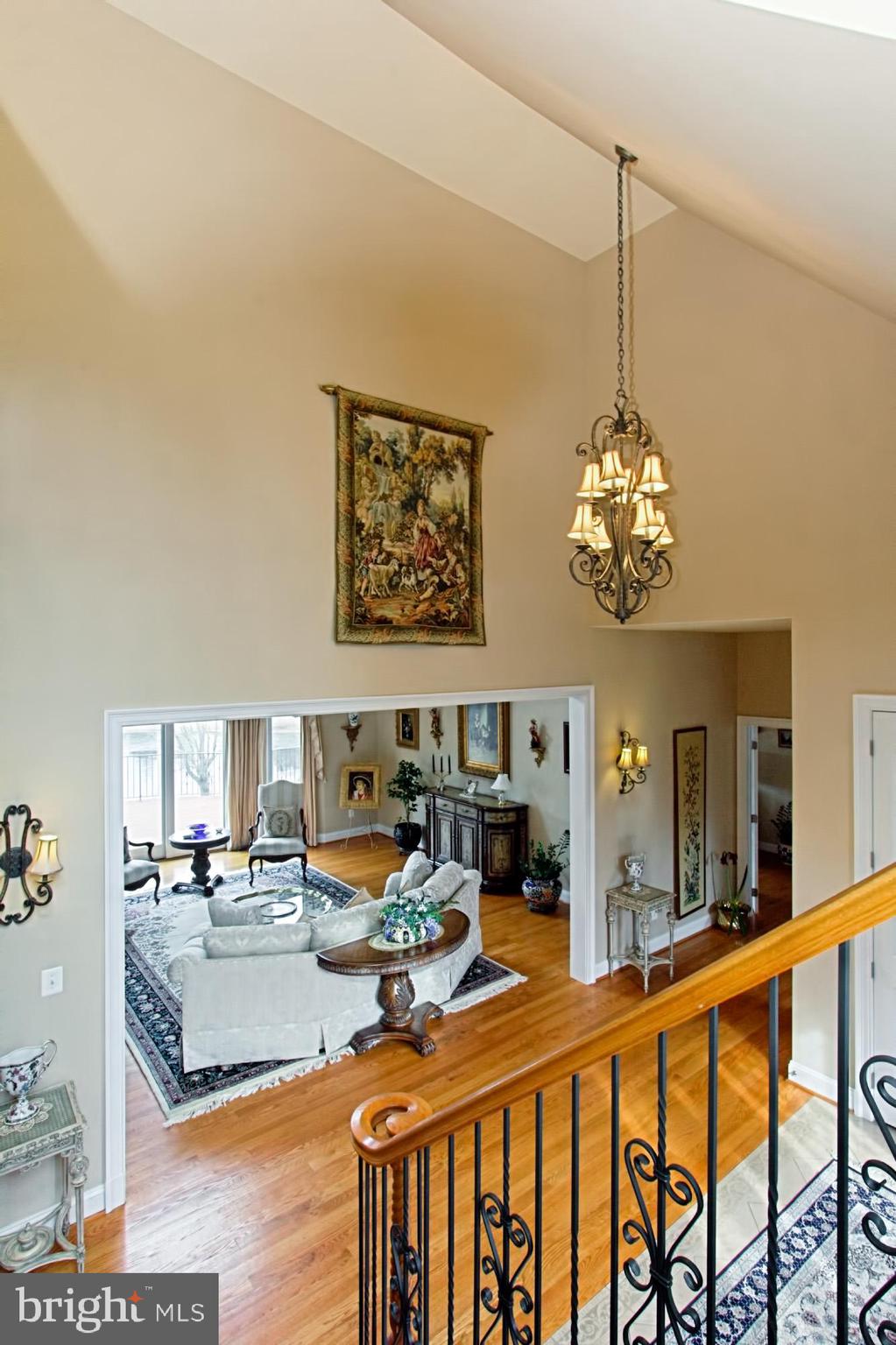 LAUREL GLEN - Residential