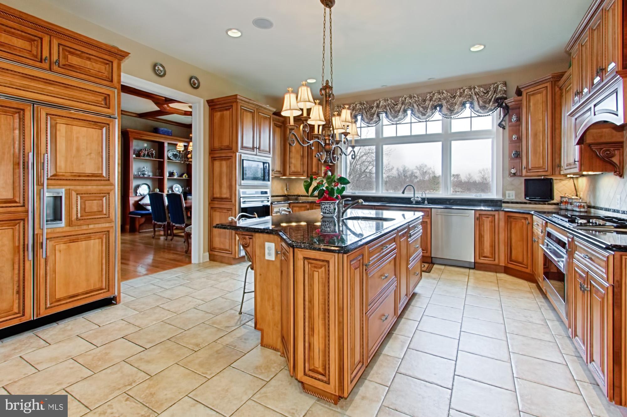 LAUREL GLEN - Residential