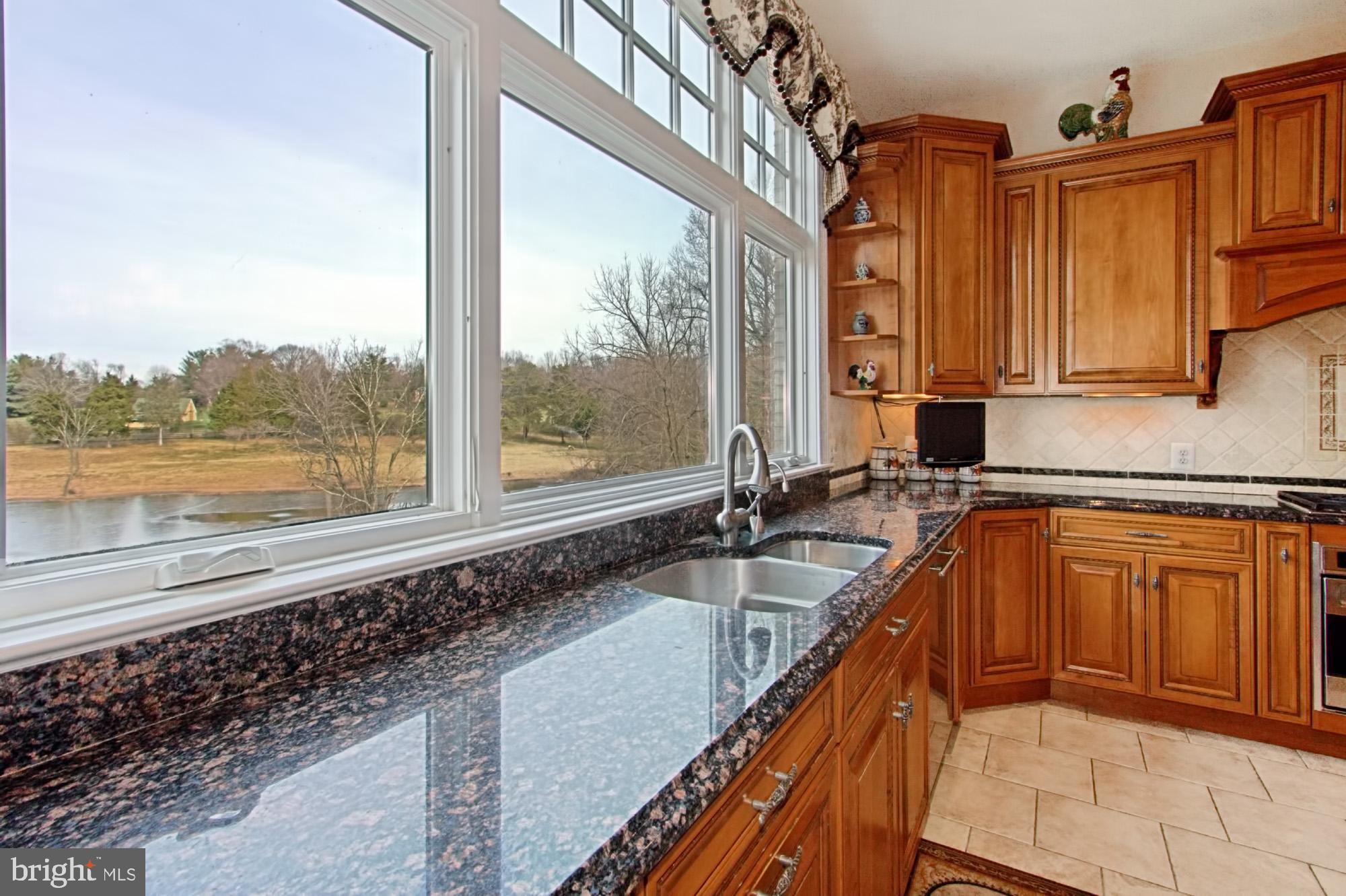 LAUREL GLEN - Residential