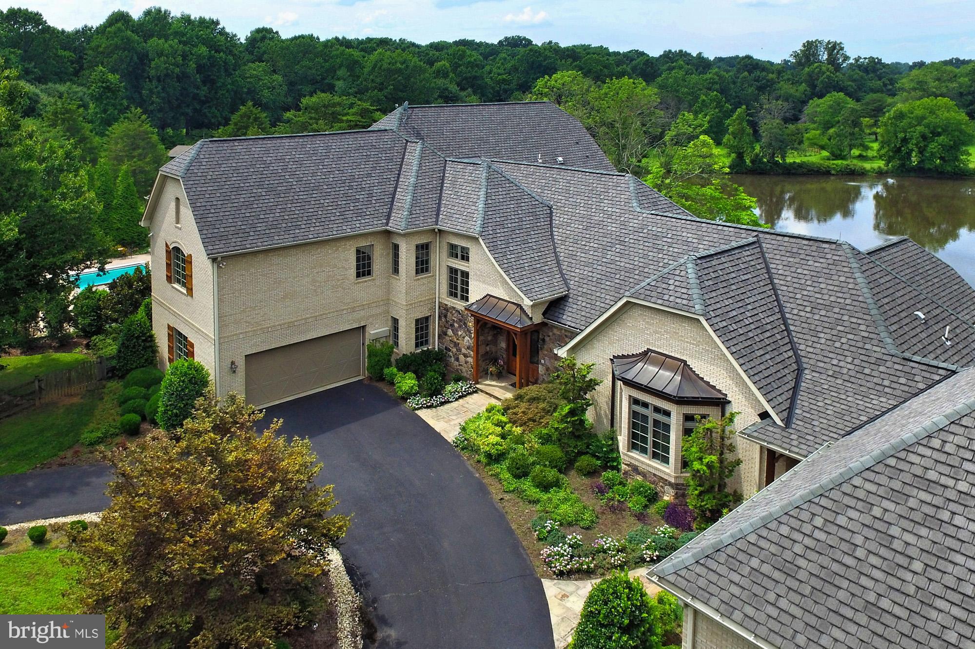 LAUREL GLEN - Residential