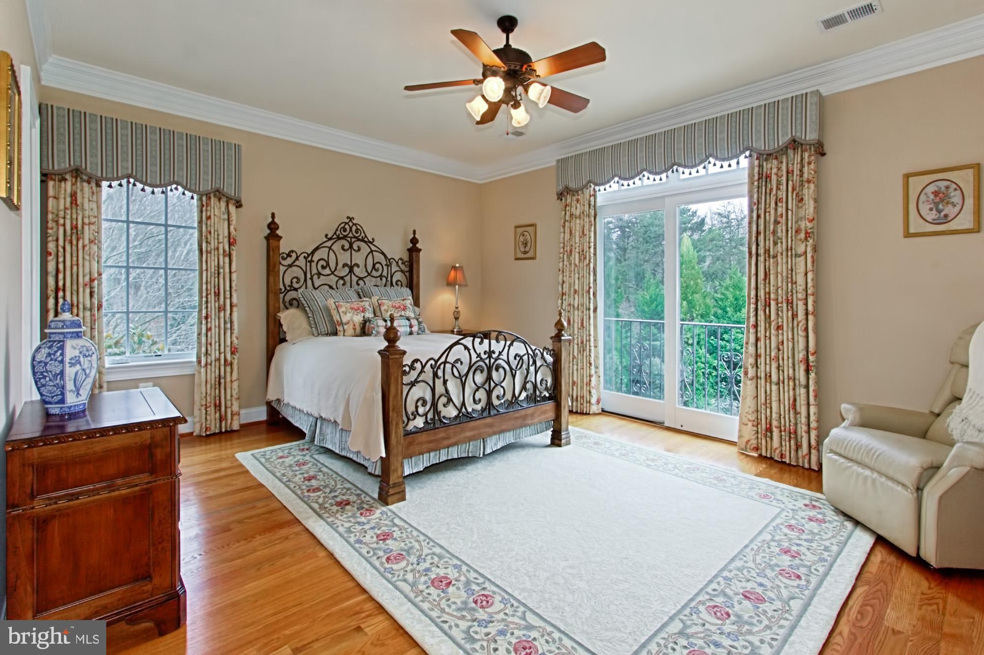 LAUREL GLEN - Residential