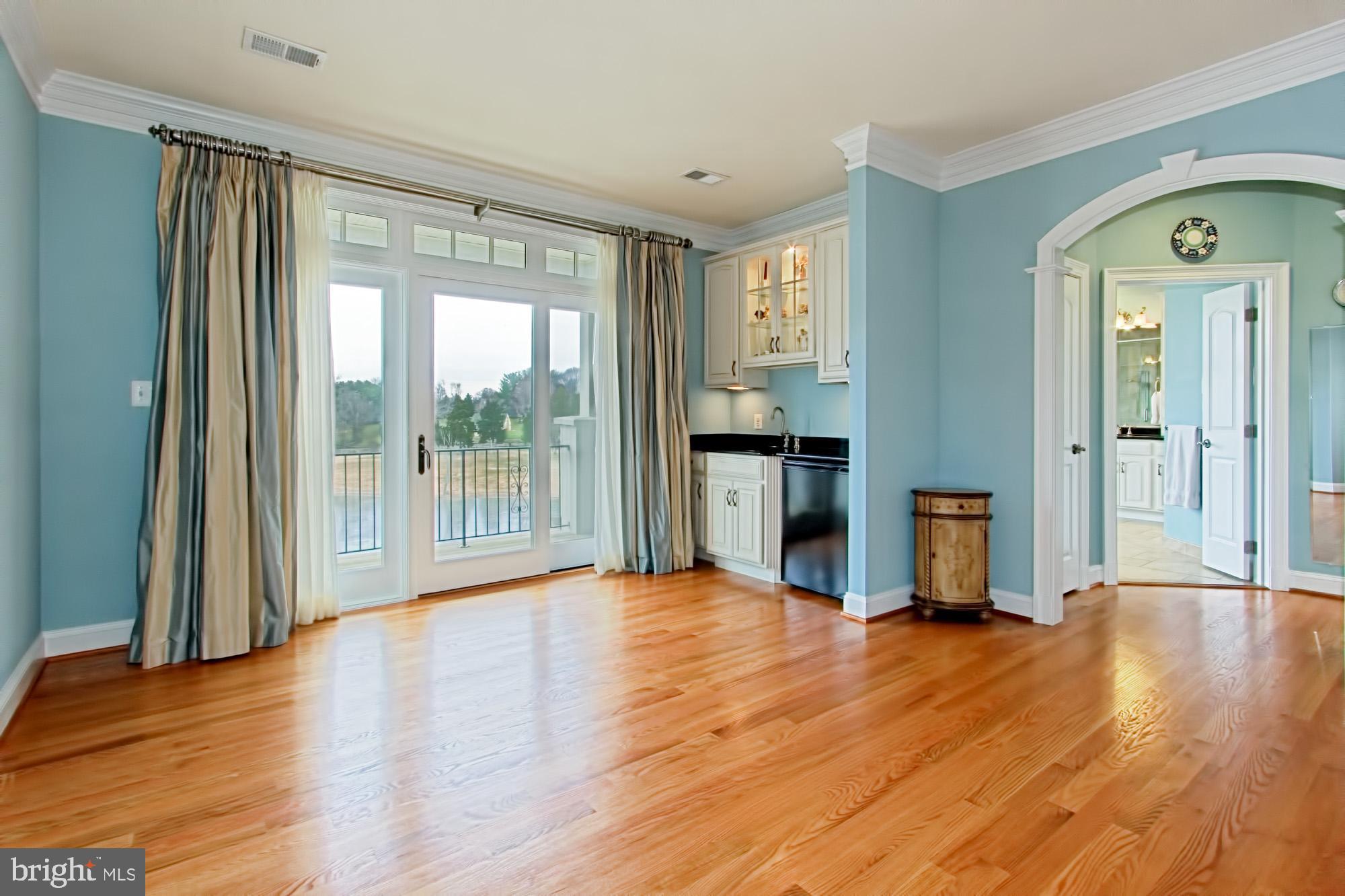 LAUREL GLEN - Residential