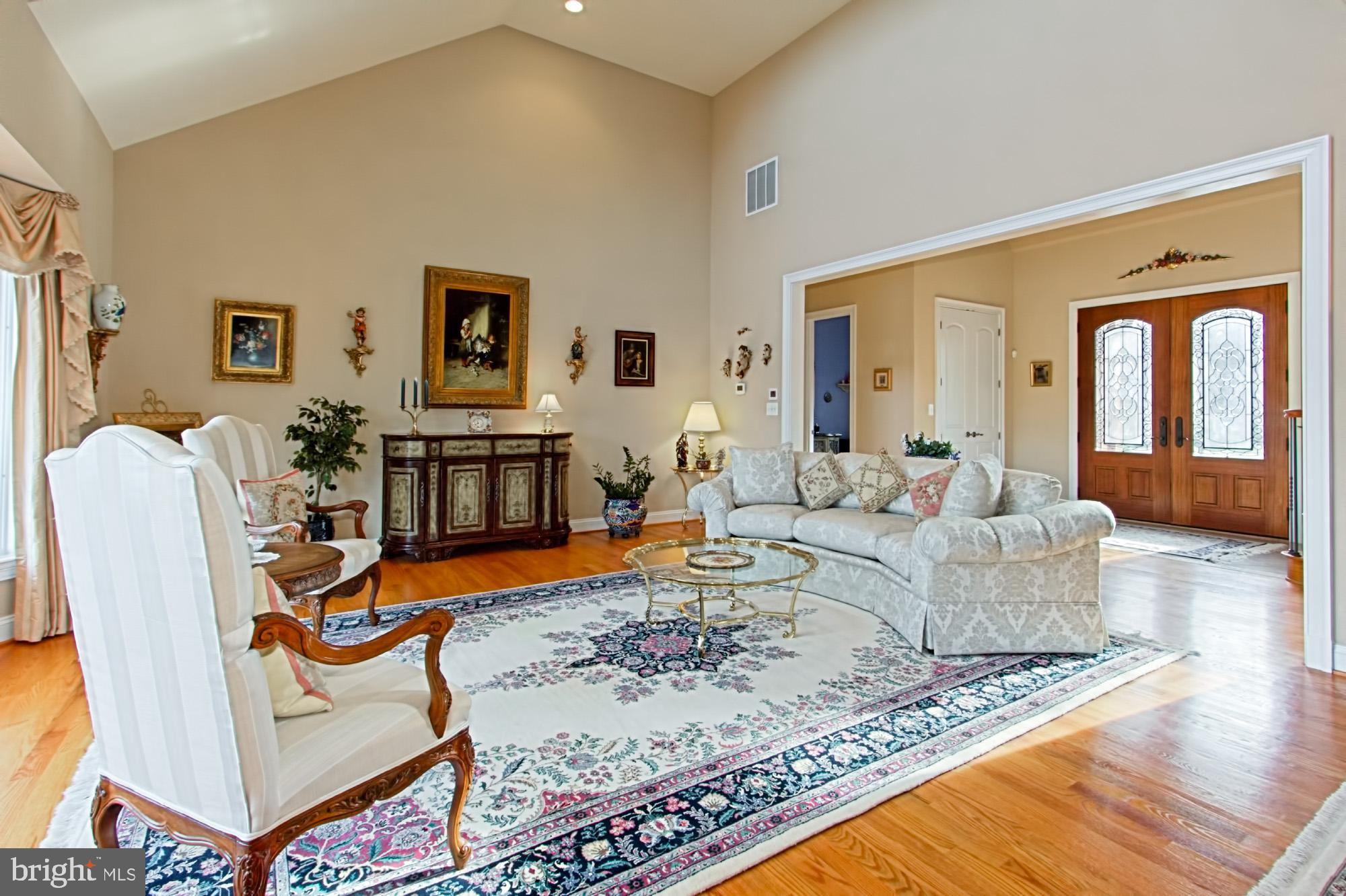 LAUREL GLEN - Residential