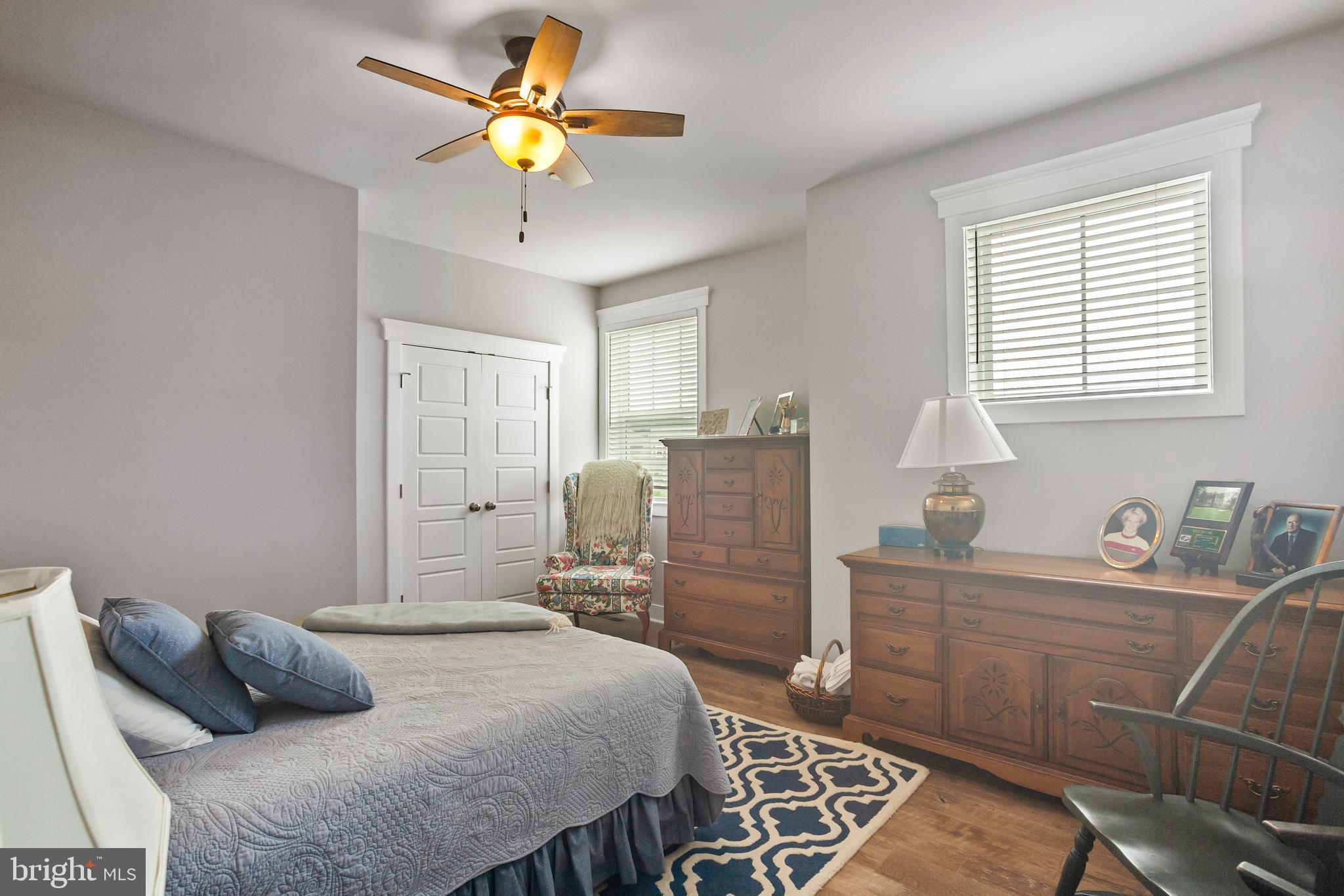 EASTON VILLAGE - Residential