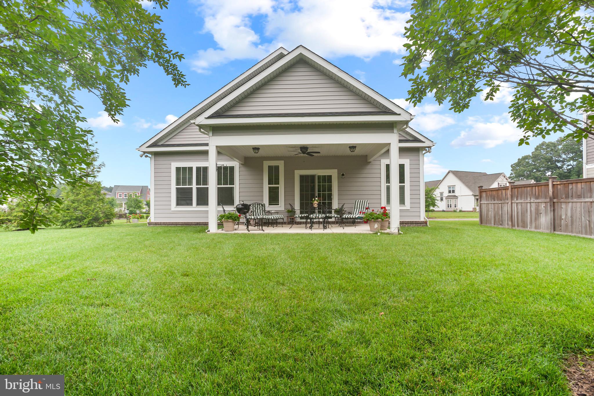 EASTON VILLAGE - Residential