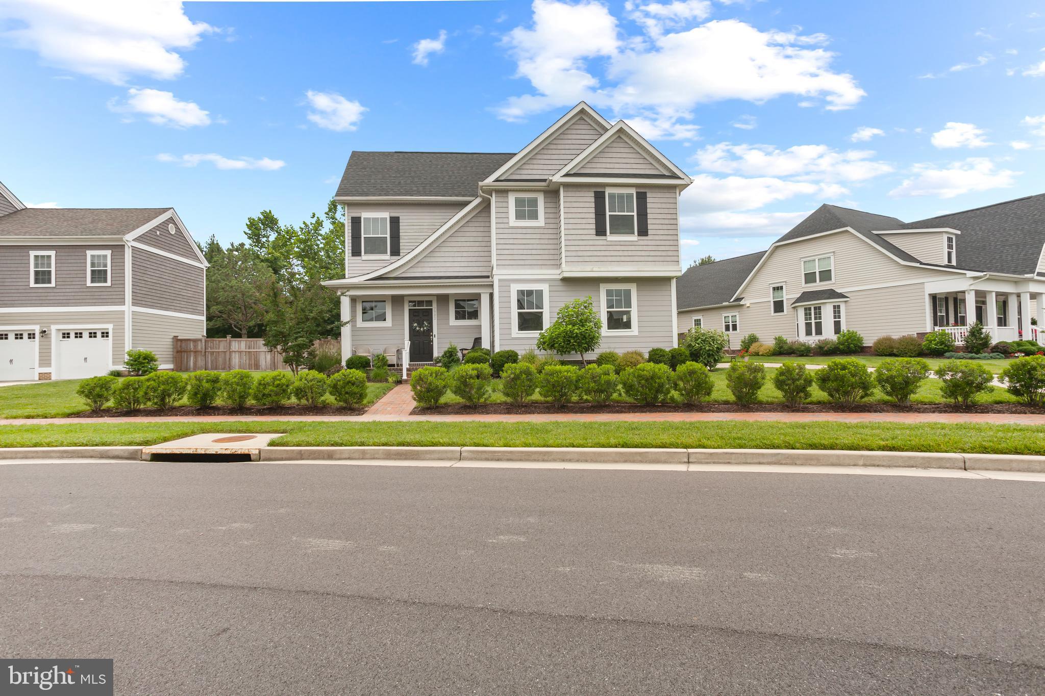 EASTON VILLAGE - Residential