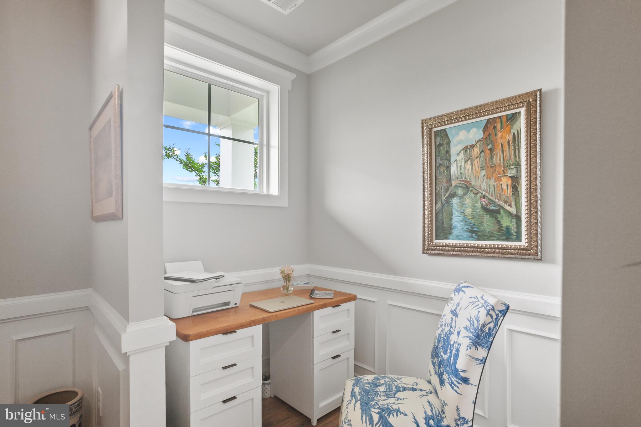 EASTON VILLAGE - Residential