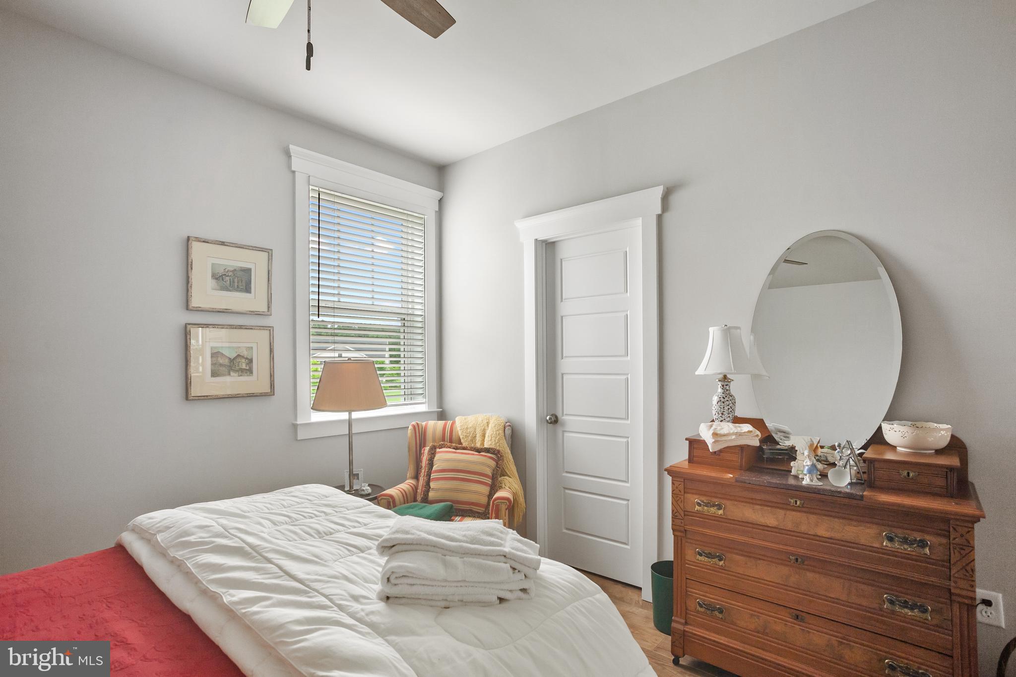 EASTON VILLAGE - Residential