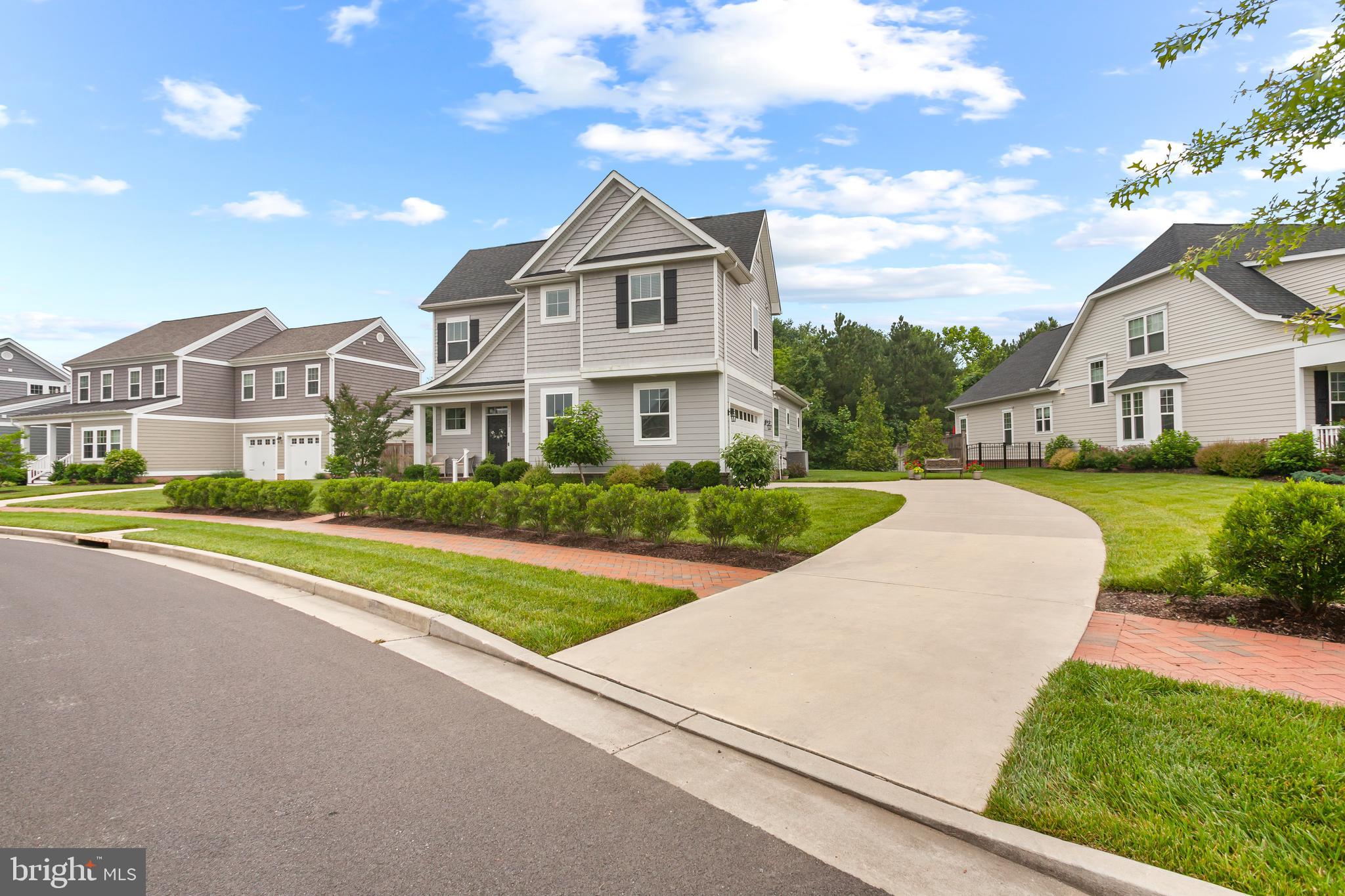 EASTON VILLAGE - Residential